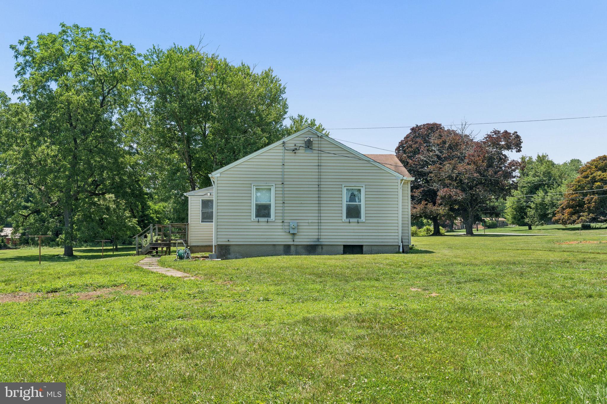 KINGSVILLE - Residential