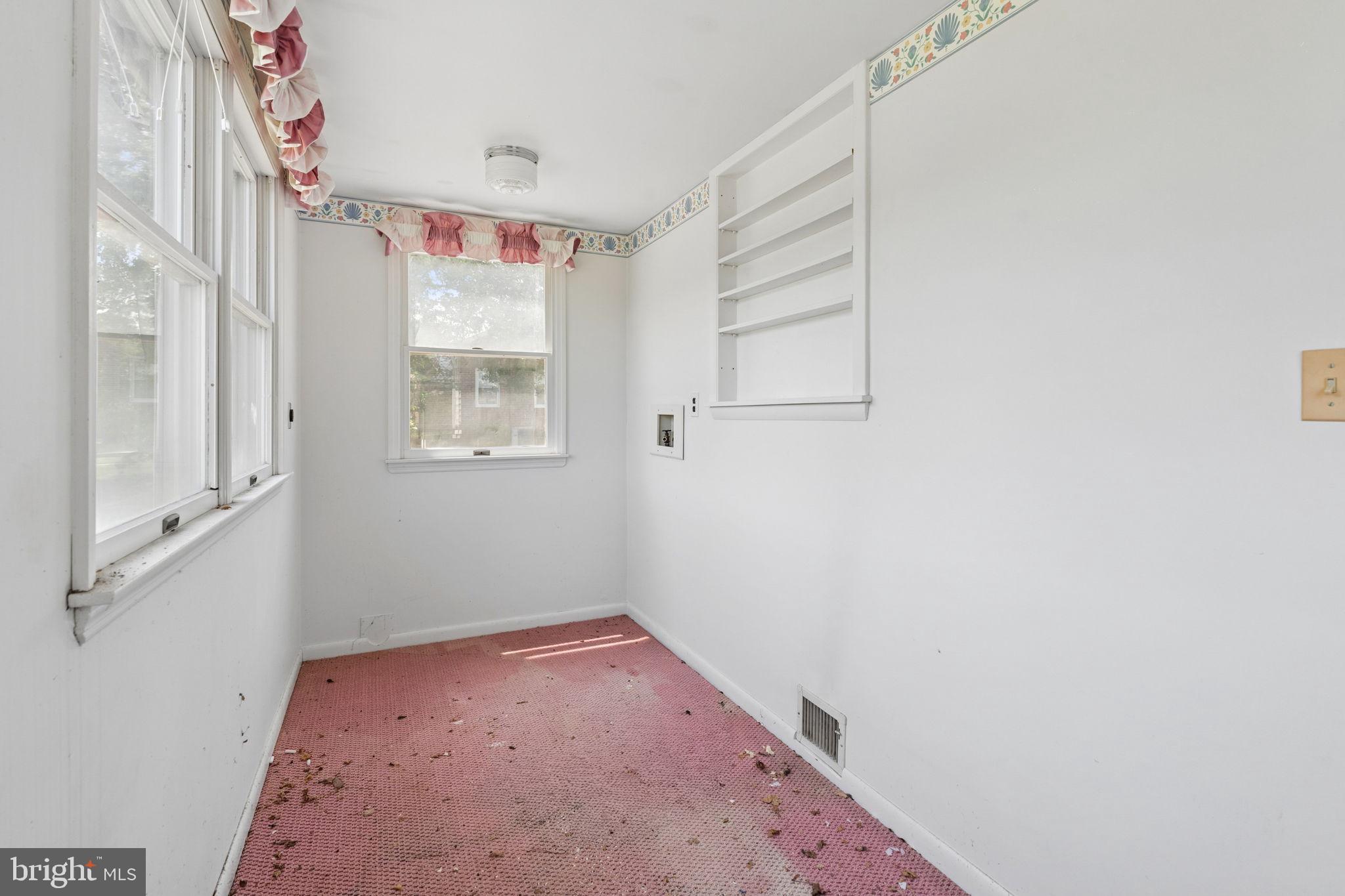 KINGSVILLE - Residential