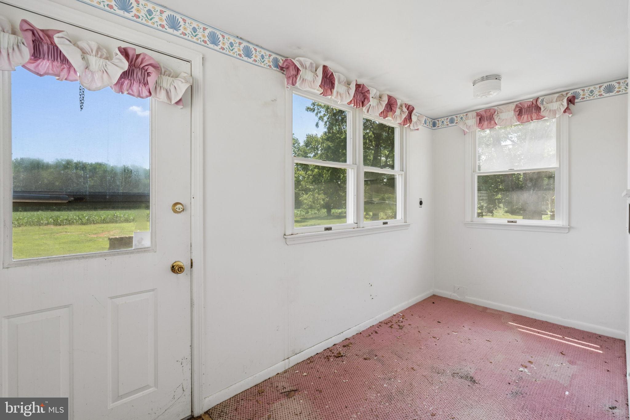 KINGSVILLE - Residential