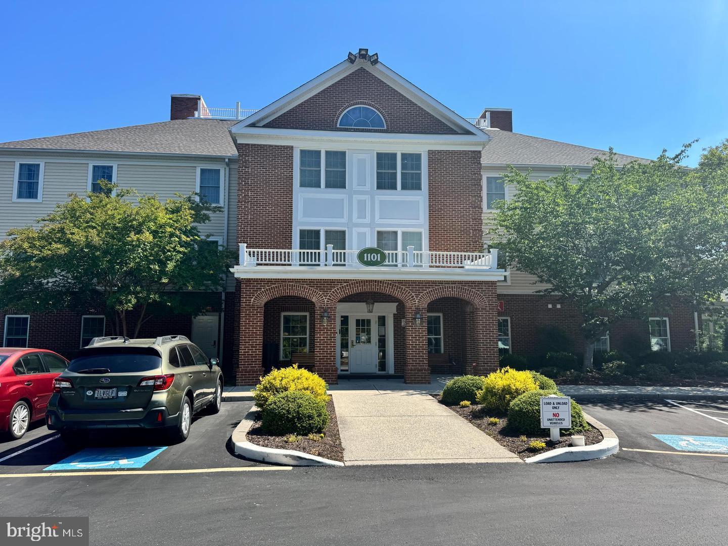 Recently renovated & upgraded "Oxford" floor plan in the retirement community of Mallard Landing. Beautiful views of Schumaker Pond. First floor unit so no need for the elevator except to access your storage unit. 1 bedroom, 1.5 bath with large den.