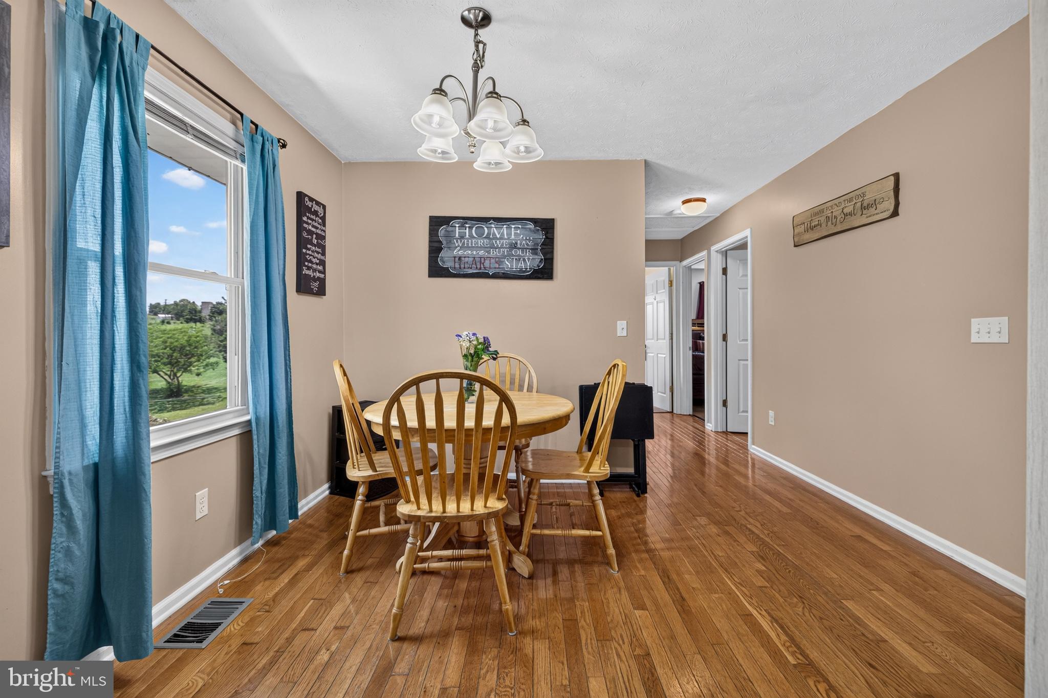 TIMBER HILLS - Residential