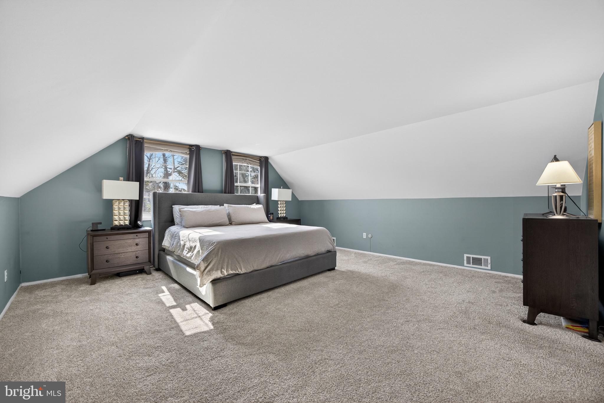 SOMERSET AT BELAIR - Residential
