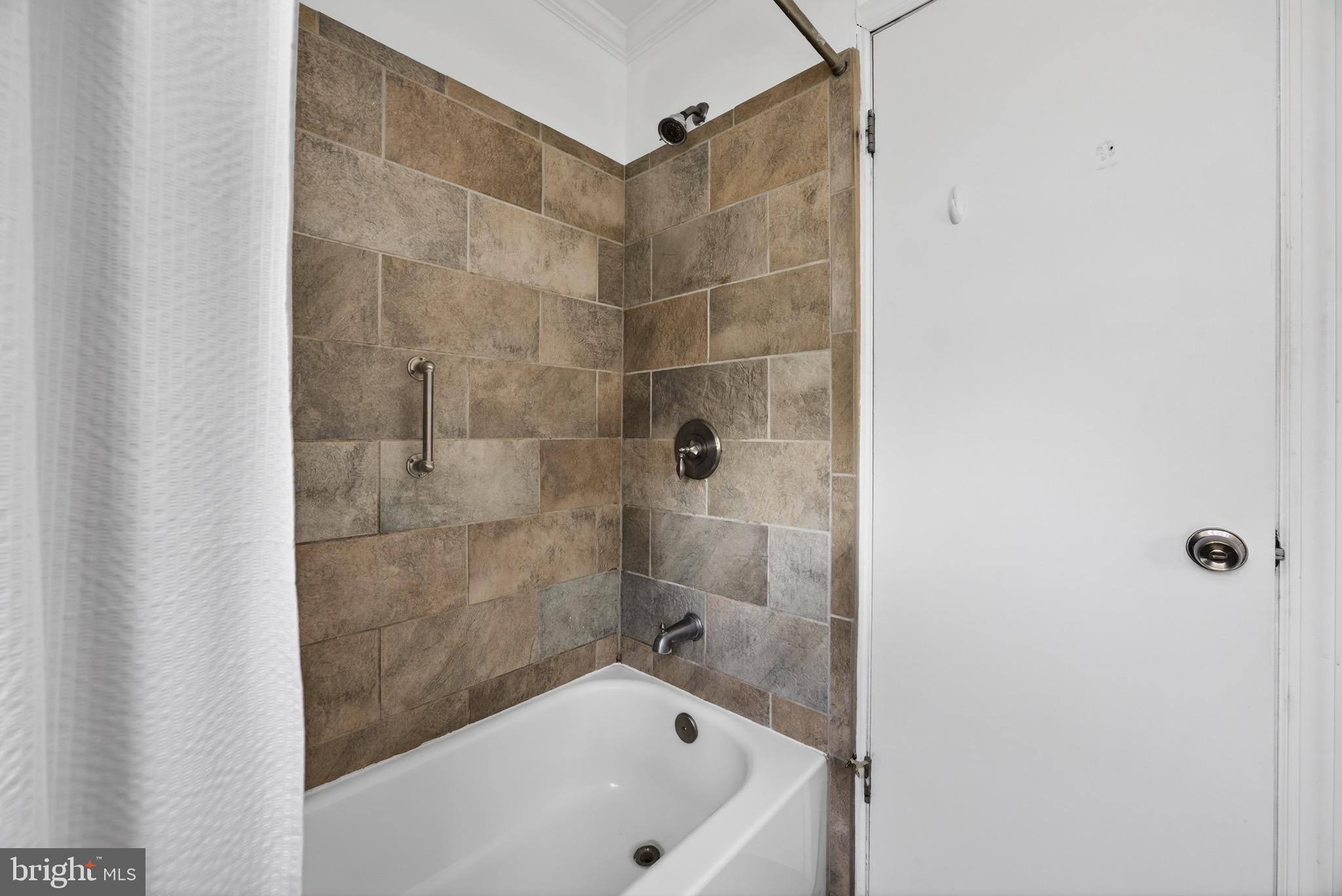 SOMERSET AT BELAIR - Residential