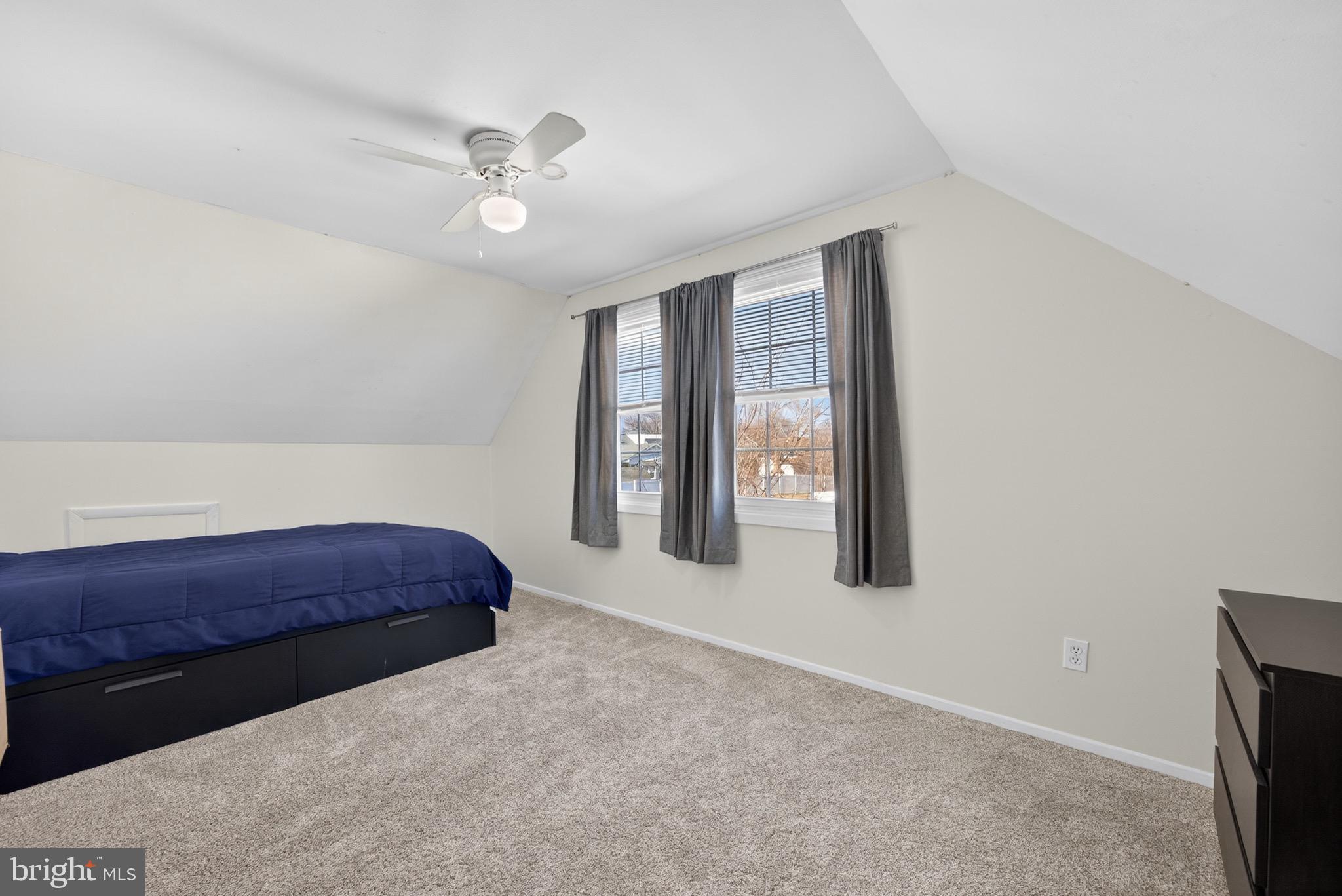 SOMERSET AT BELAIR - Residential