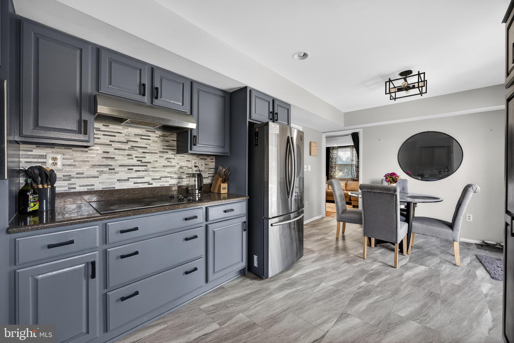 SOMERSET AT BELAIR - Residential