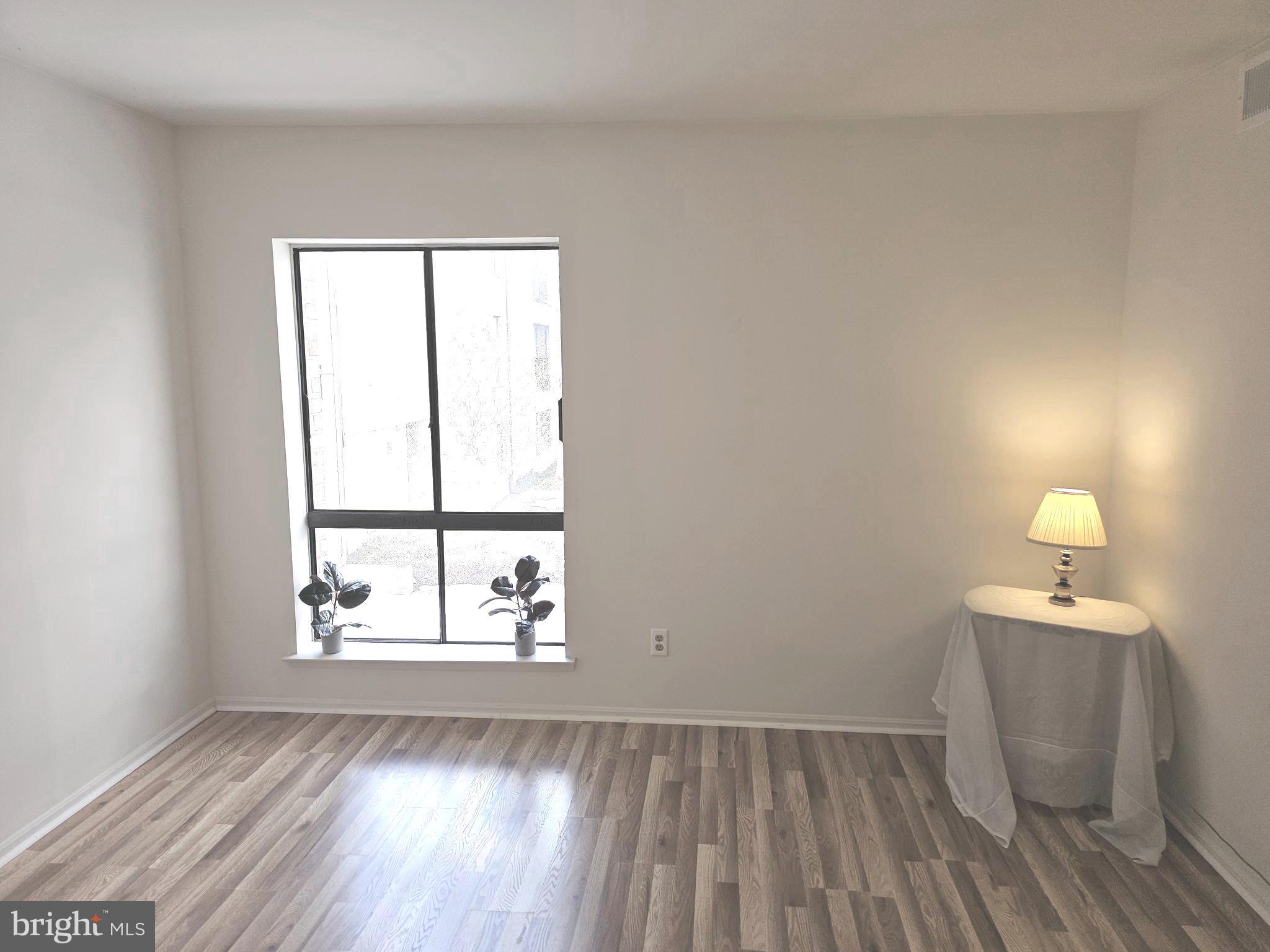 AMERICANA CENTRE - Residential