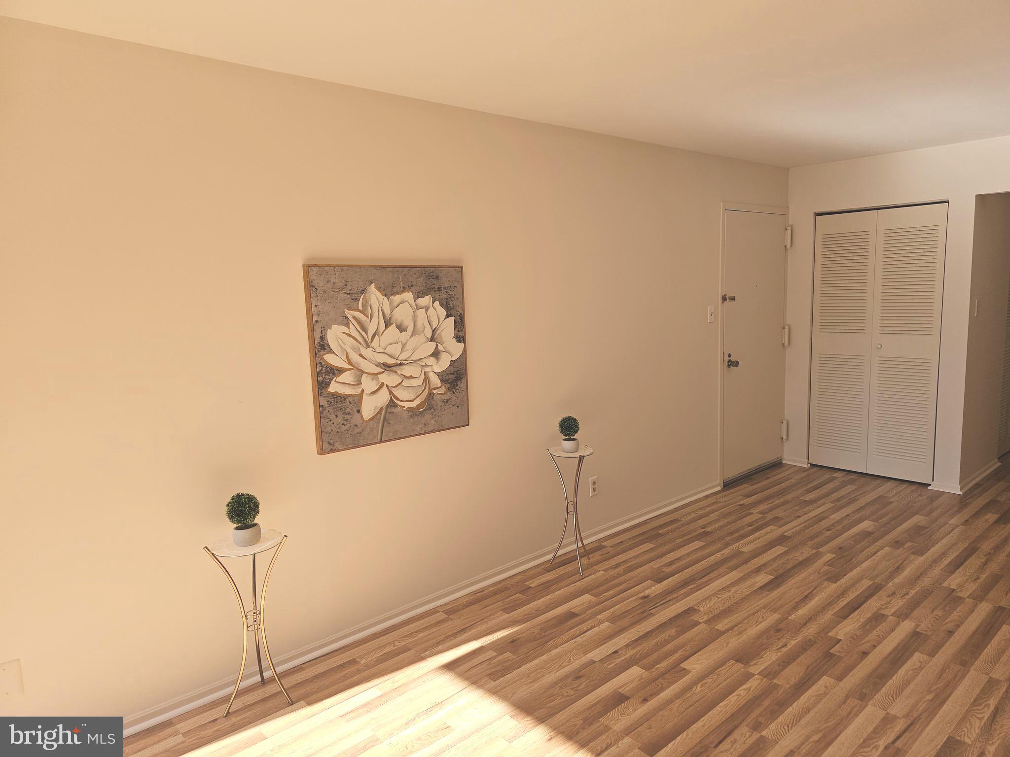 AMERICANA CENTRE - Residential
