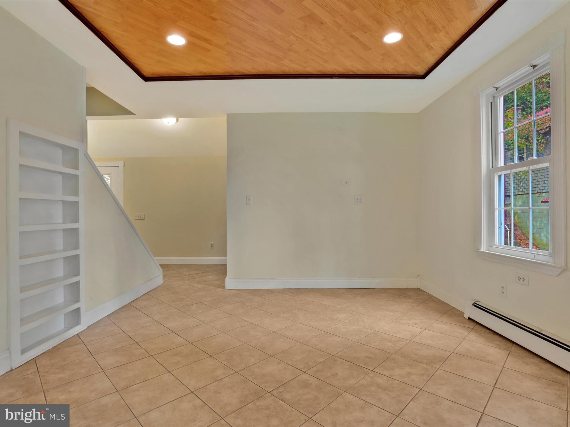 PINE GROVE - Residential