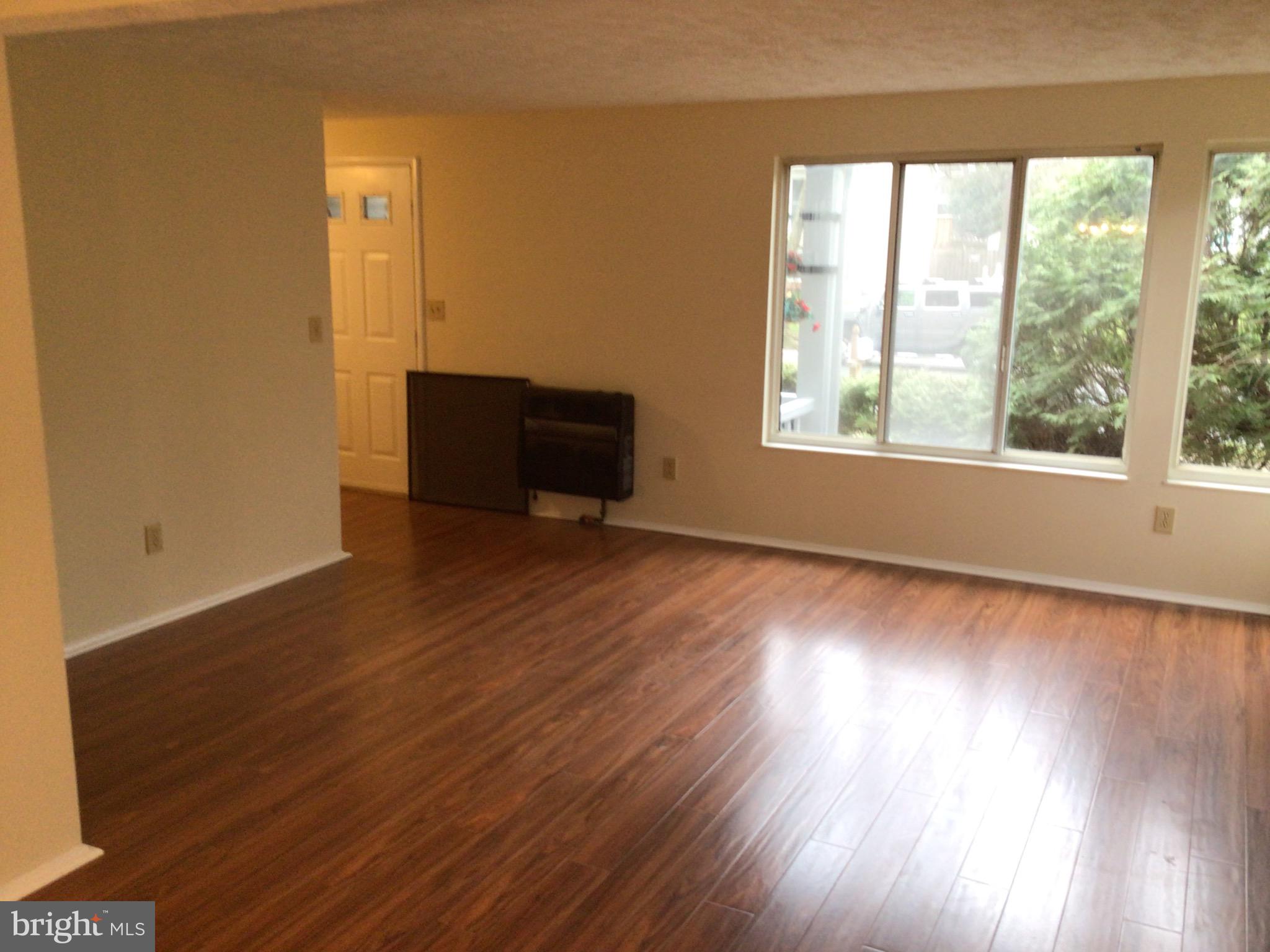 HARMANS WOODS - Residential