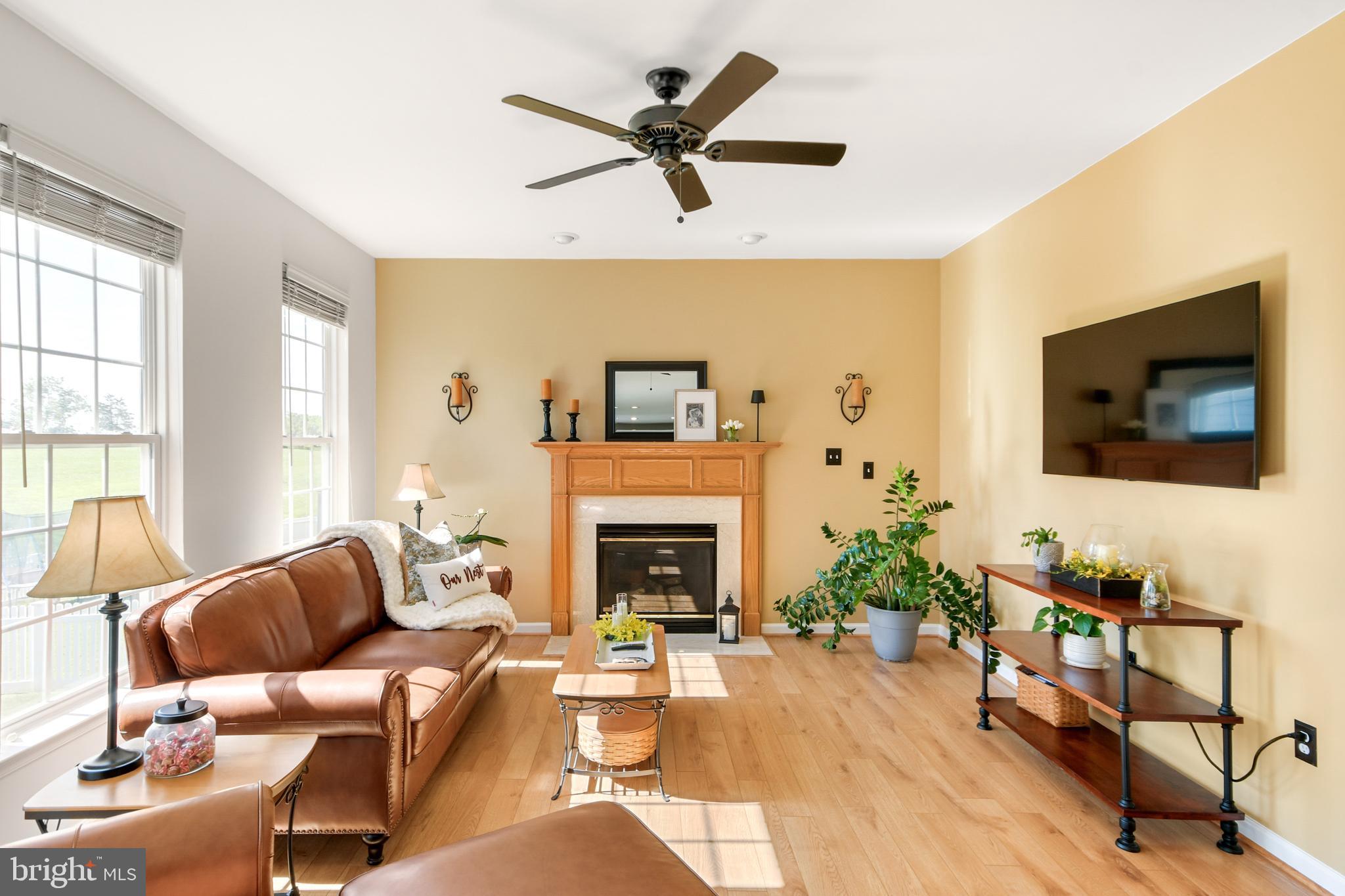 BROOKFIELD - Residential