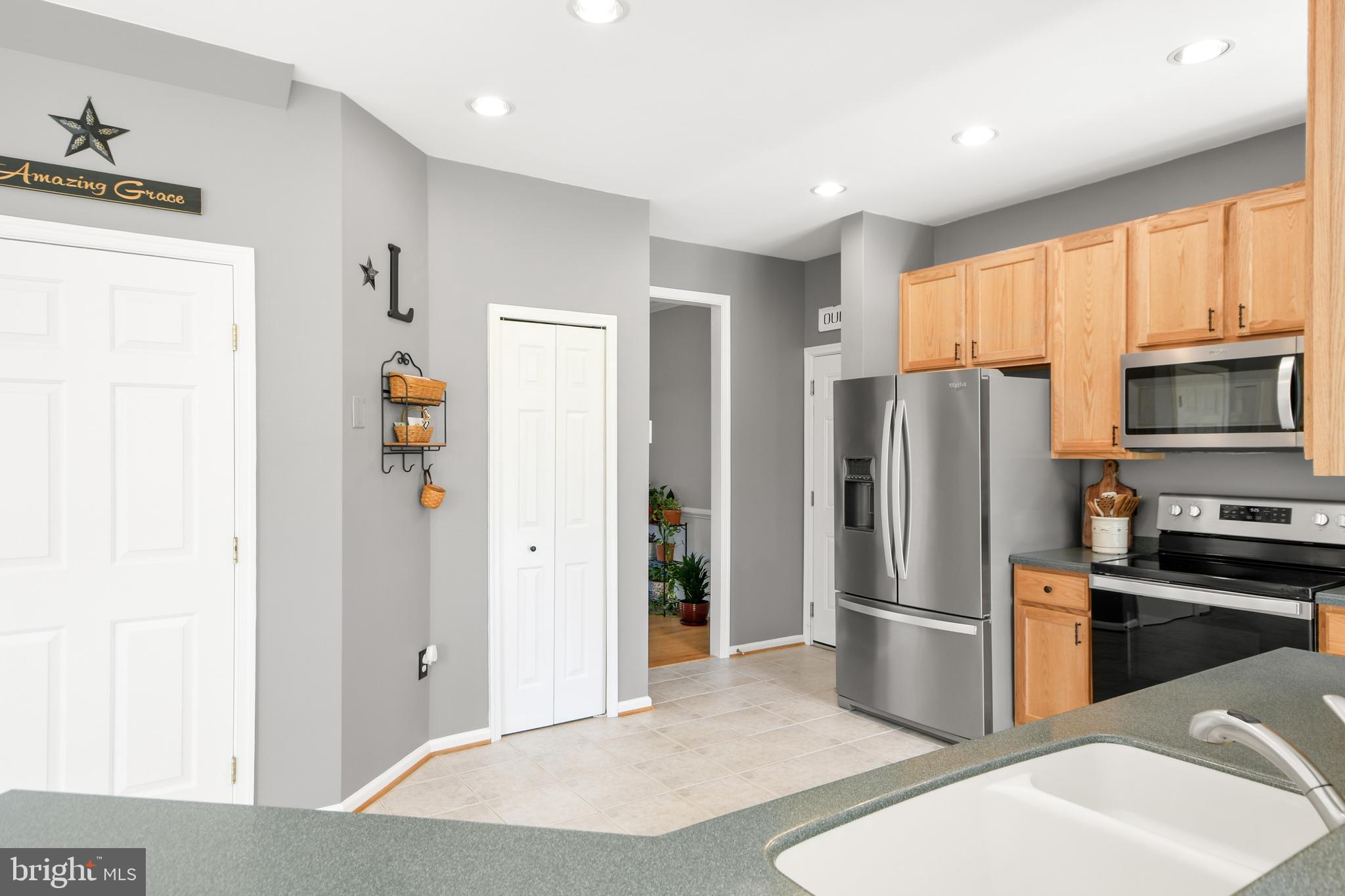 BROOKFIELD - Residential