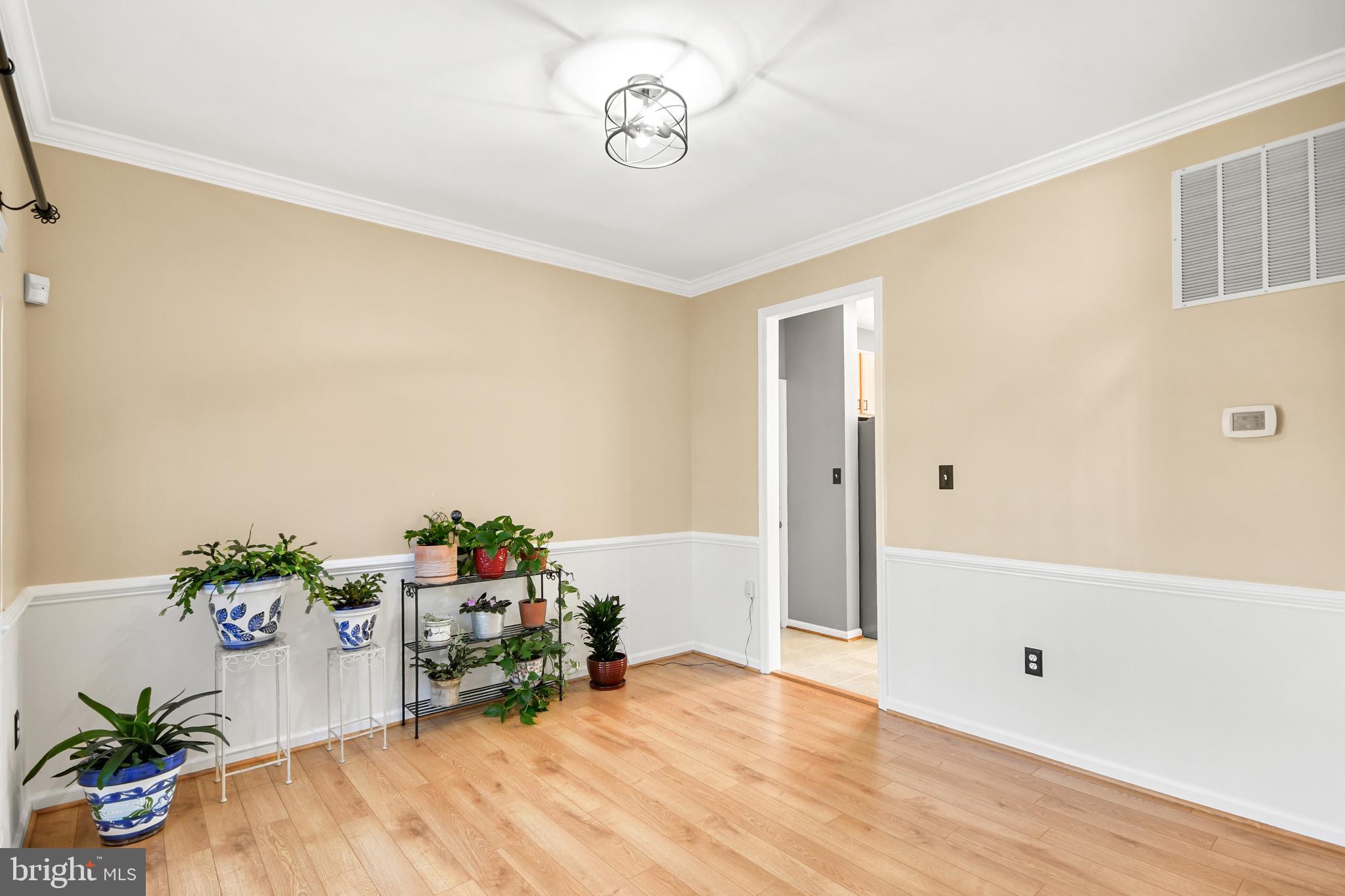 BROOKFIELD - Residential