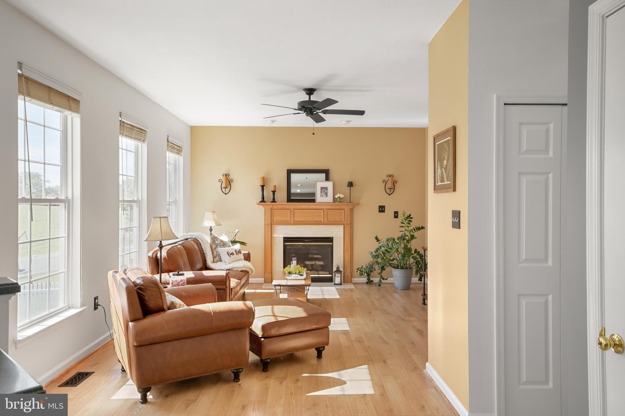 BROOKFIELD - Residential