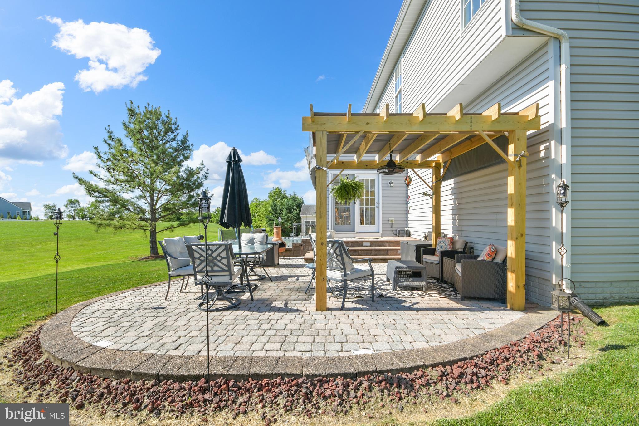 BROOKFIELD - Residential