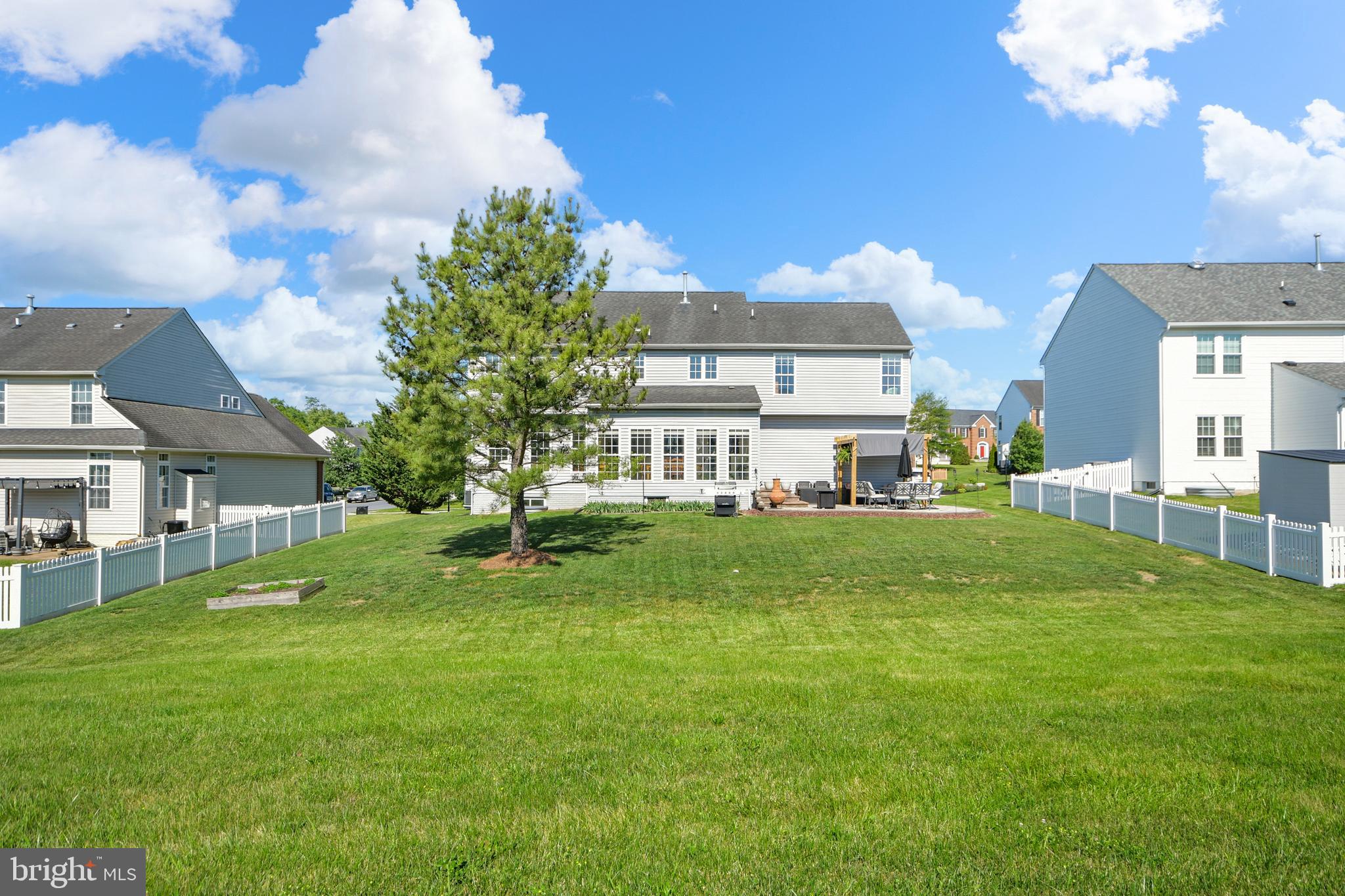 BROOKFIELD - Residential