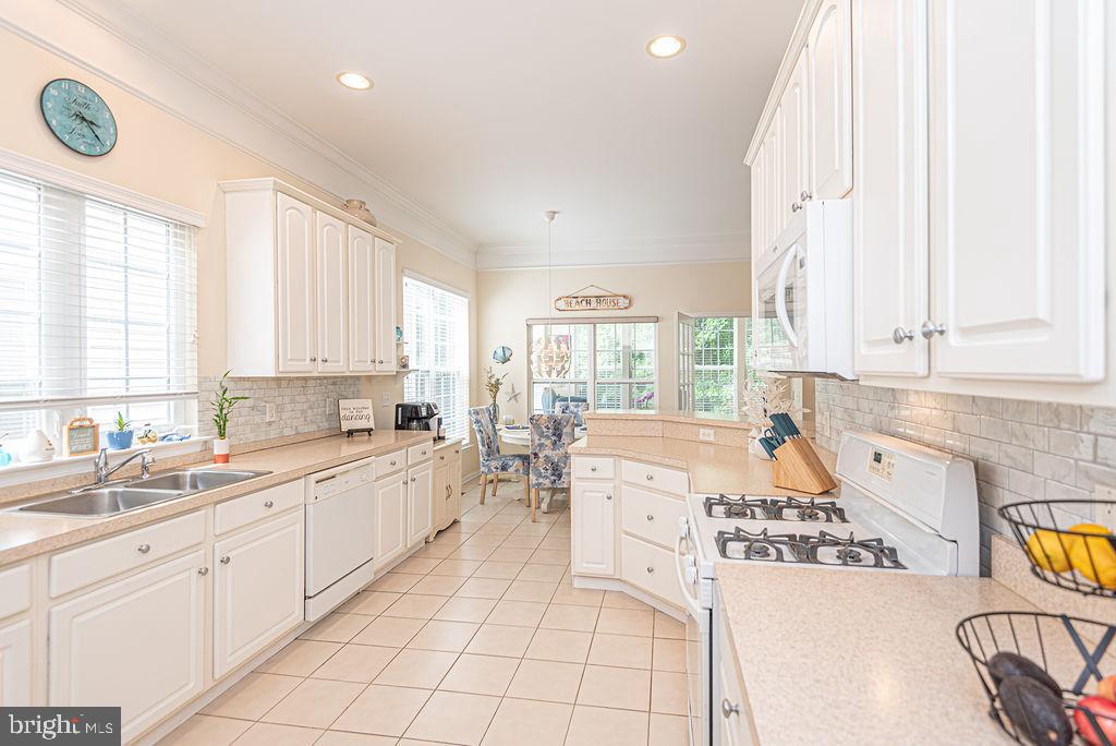 OCEAN PINES - THE PARKE - Residential