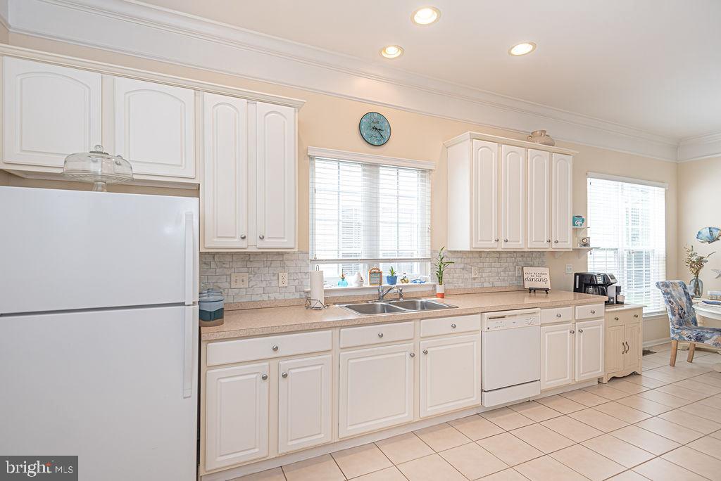 OCEAN PINES - THE PARKE - Residential