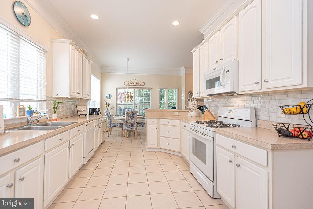 OCEAN PINES - THE PARKE - Residential
