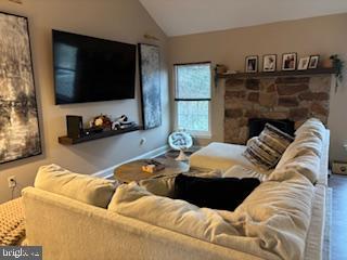 REMINGTON OAKS - Residential Lease