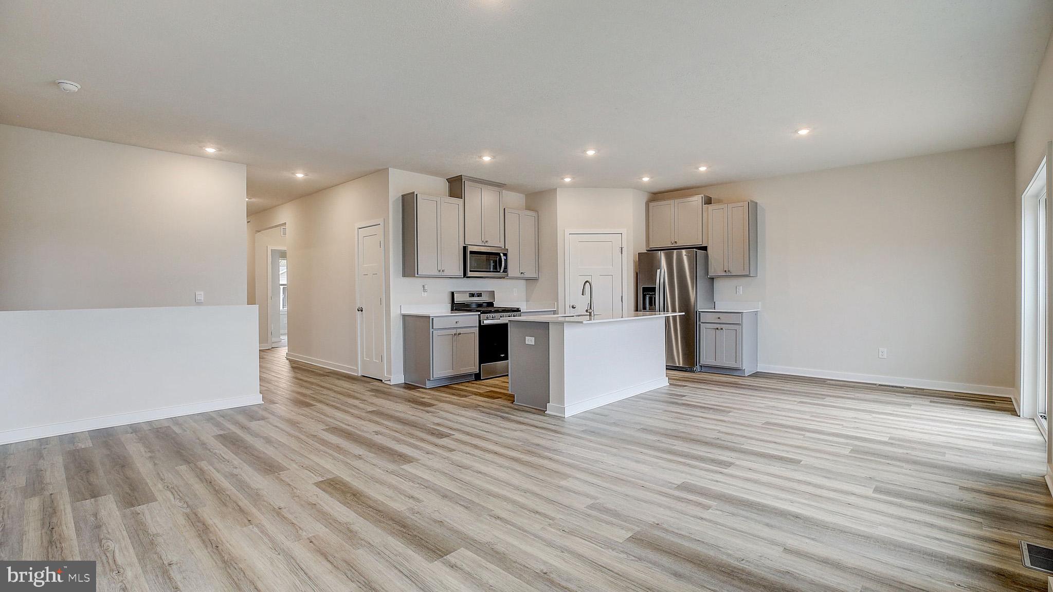 WEST HEMPFIELD - Residential