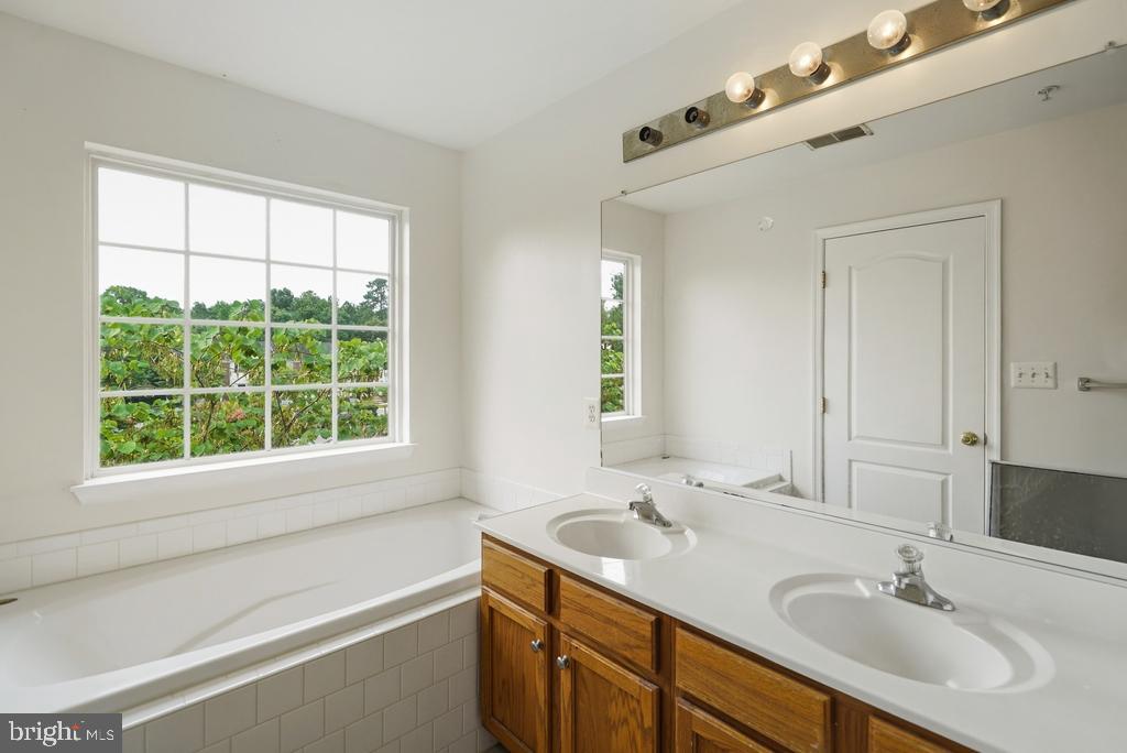 MCKENDREE - Residential