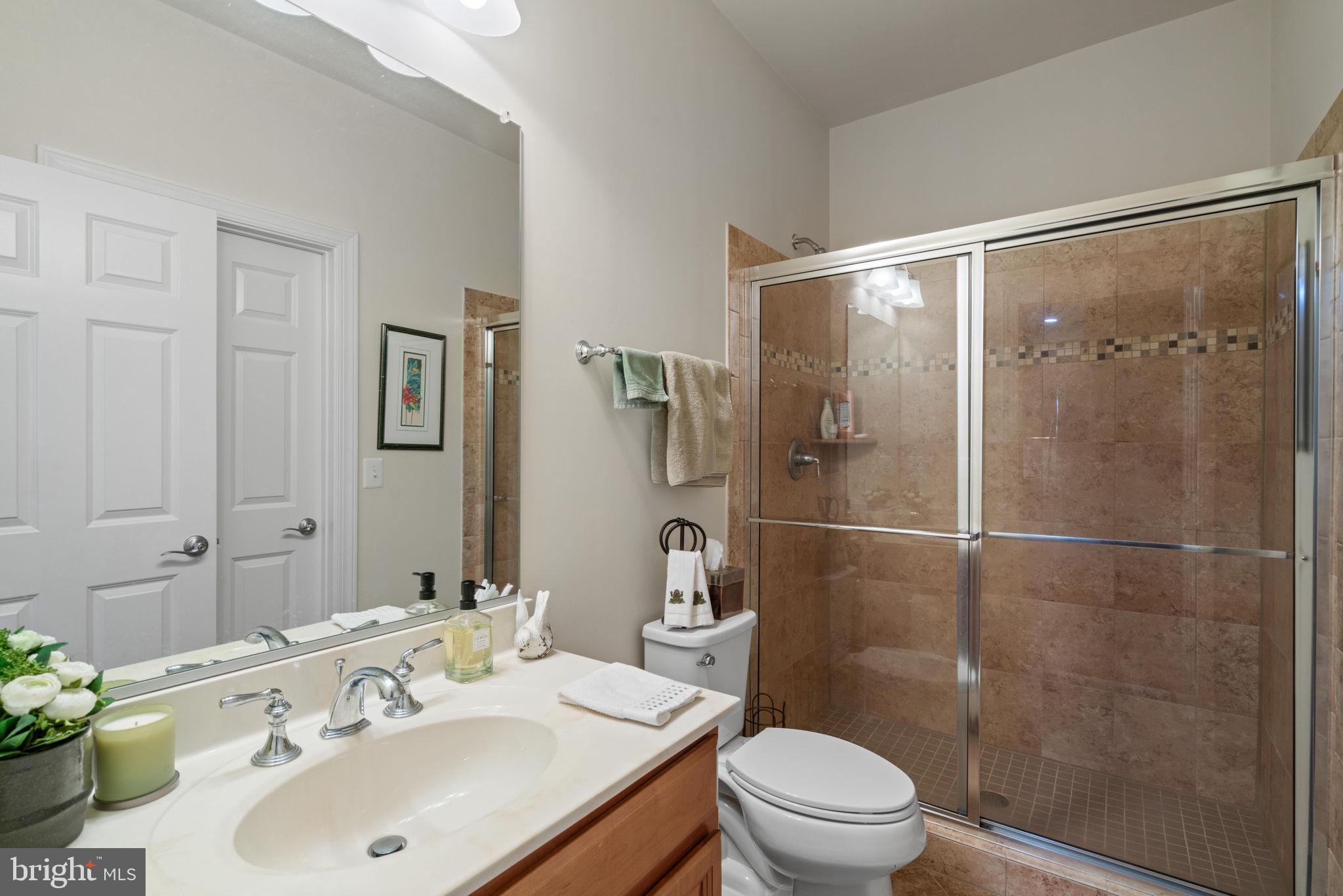 REGENCY AT ASHBURN - Residential