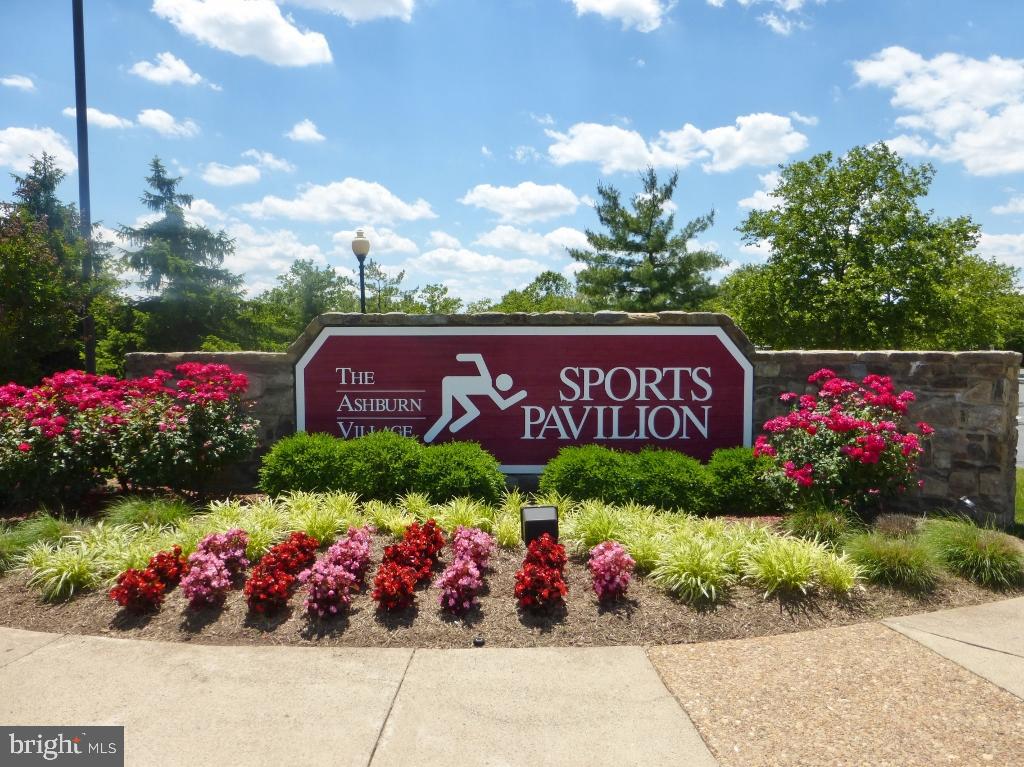 REGENCY AT ASHBURN - Residential