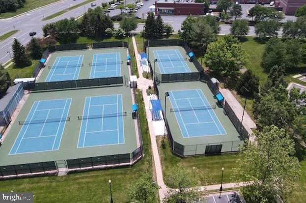 REGENCY AT ASHBURN - Residential