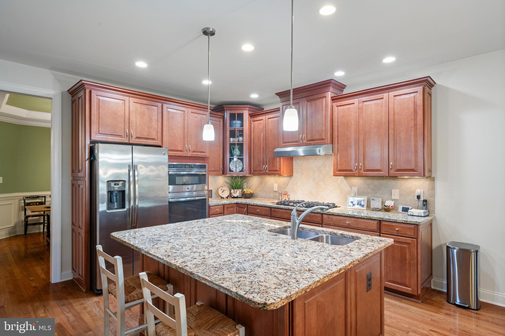 REGENCY AT ASHBURN - Residential