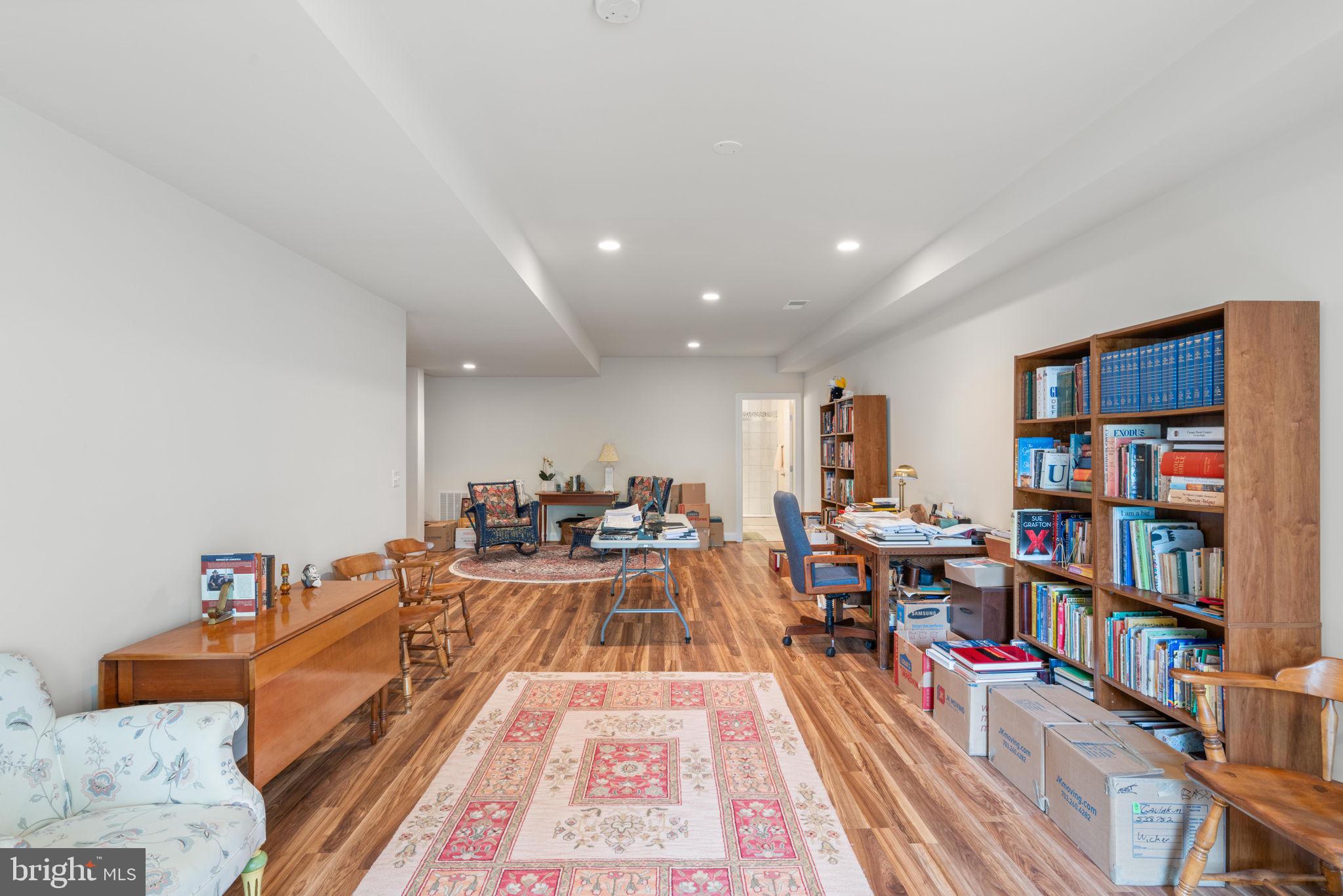 REGENCY AT ASHBURN - Residential