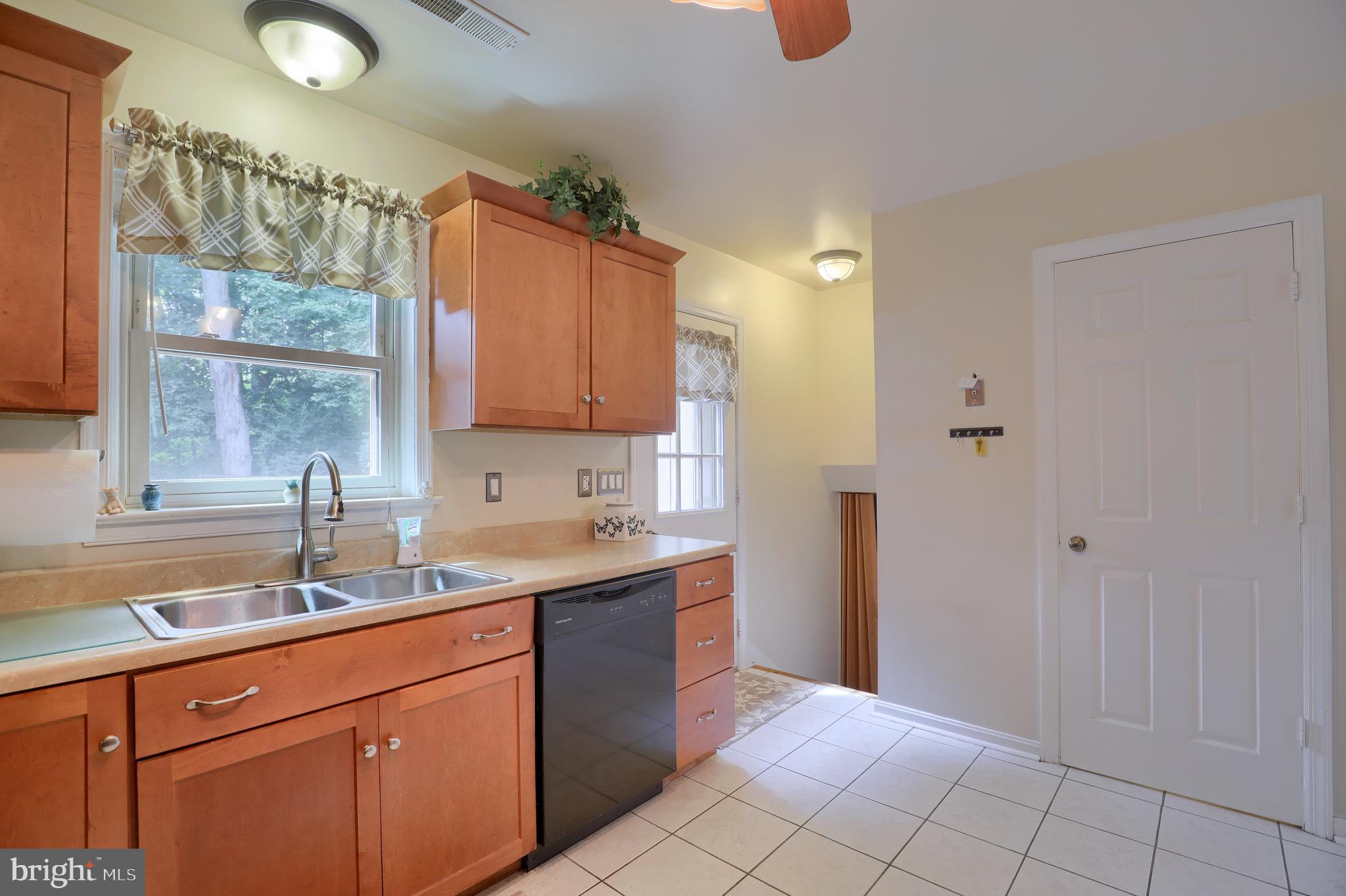 EPHRATA - Residential