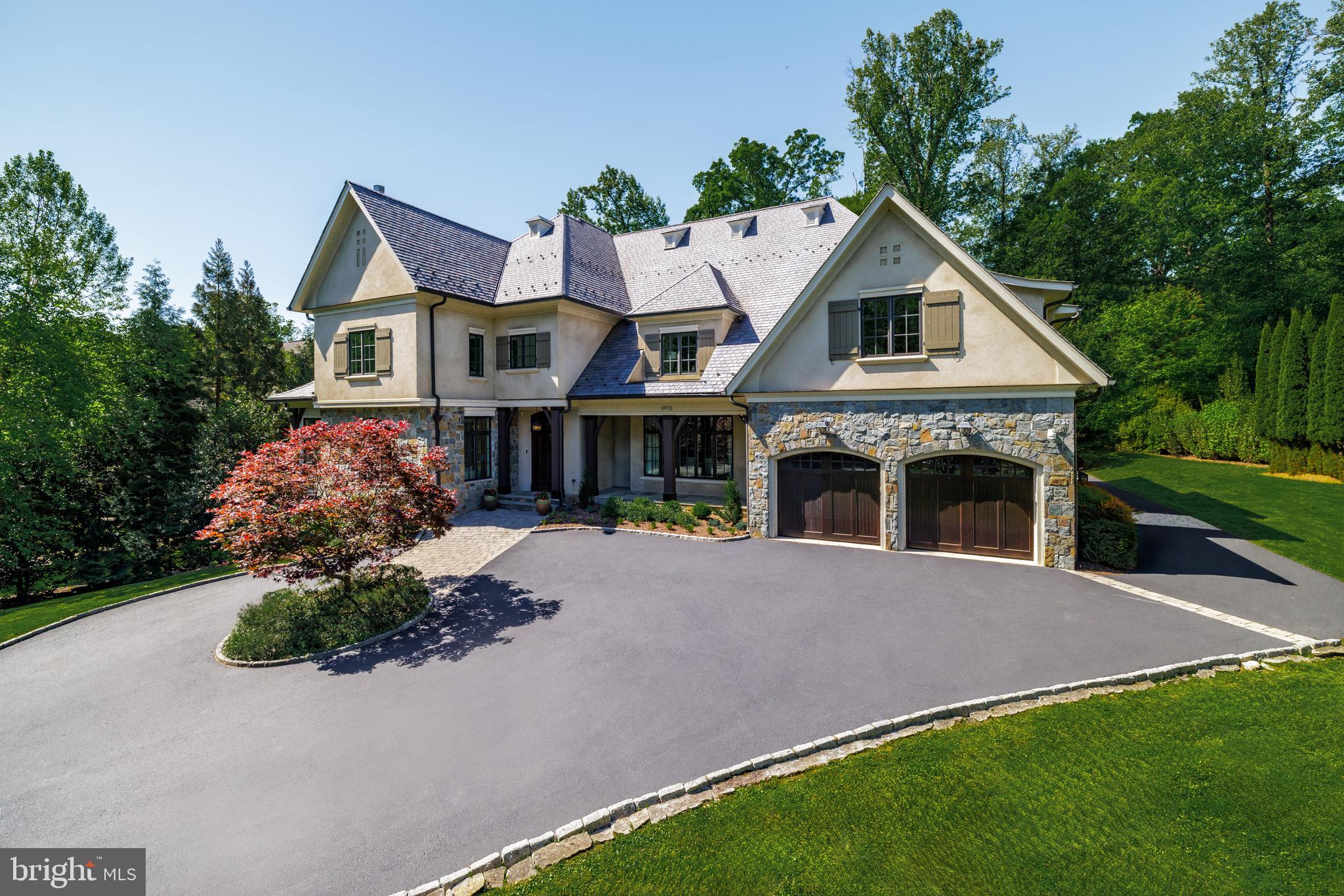 BRADLEY HILLS GROVE - Residential
