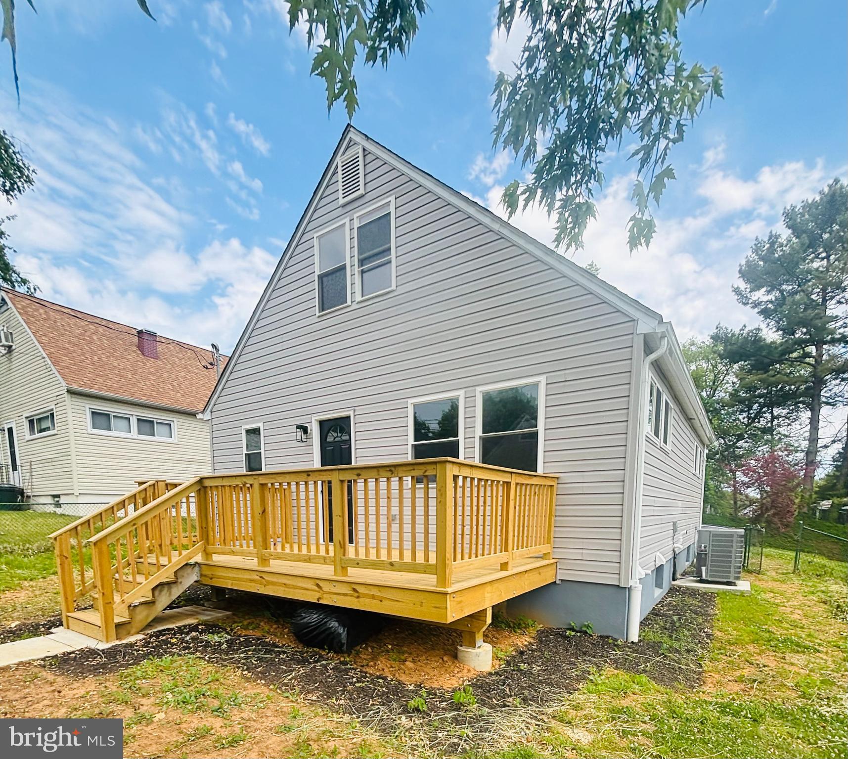 FRANKFORD - Residential