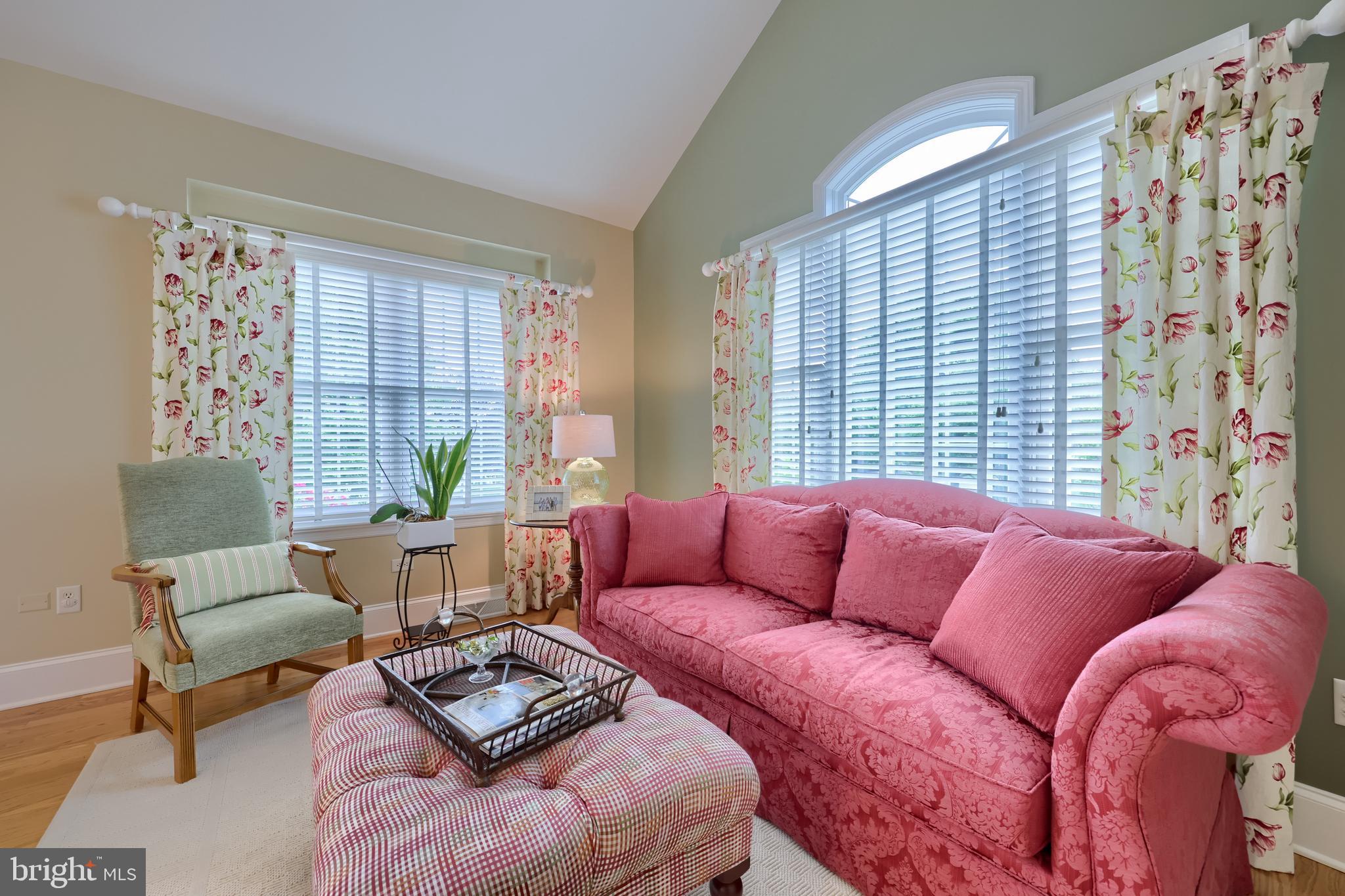 THE MEADOWS - Residential