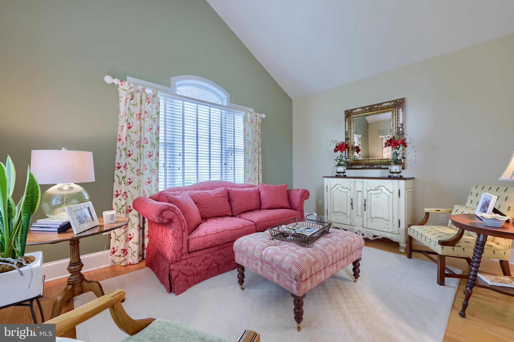 THE MEADOWS - Residential