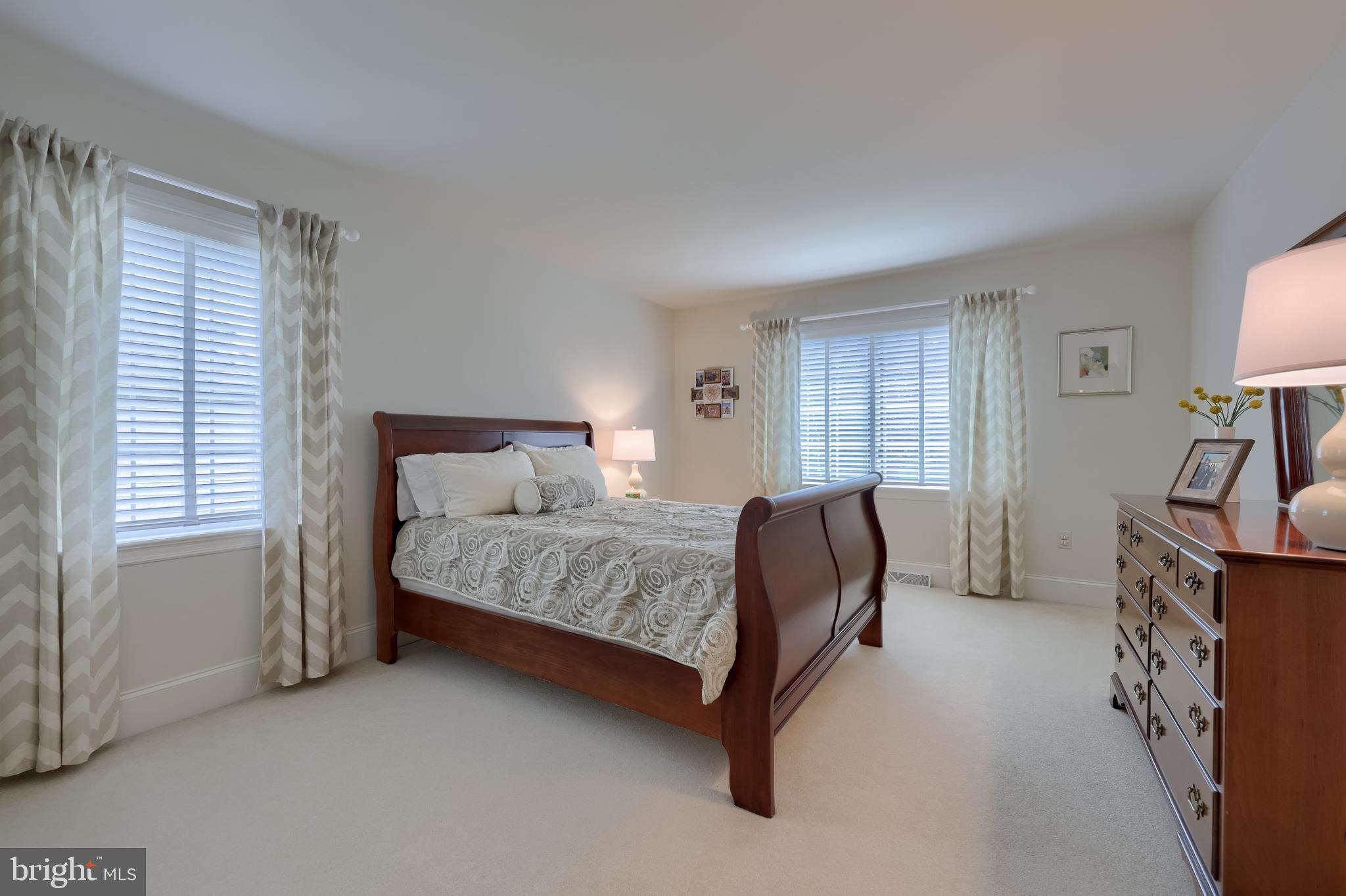 THE MEADOWS - Residential