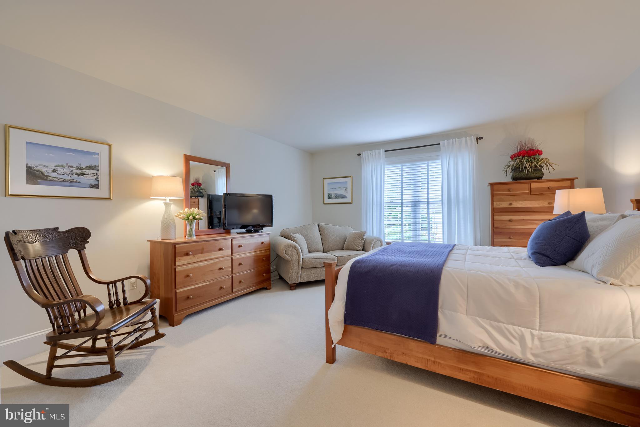 THE MEADOWS - Residential