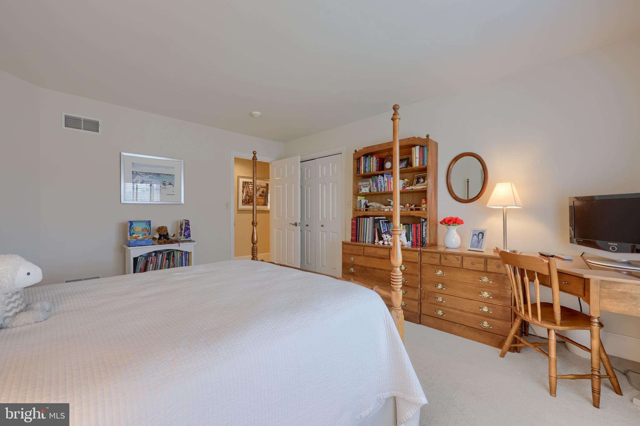 THE MEADOWS - Residential