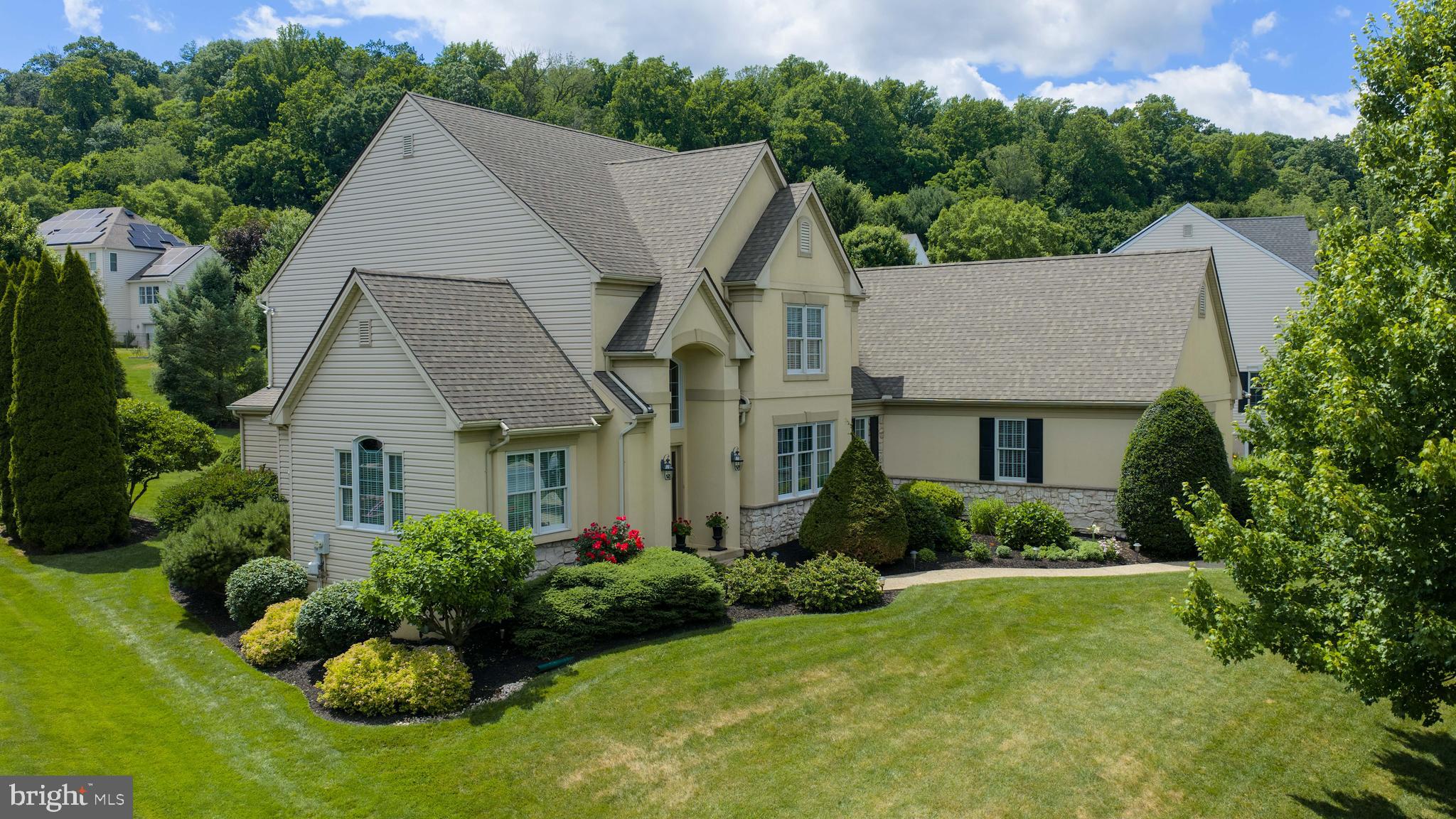 THE MEADOWS - Residential