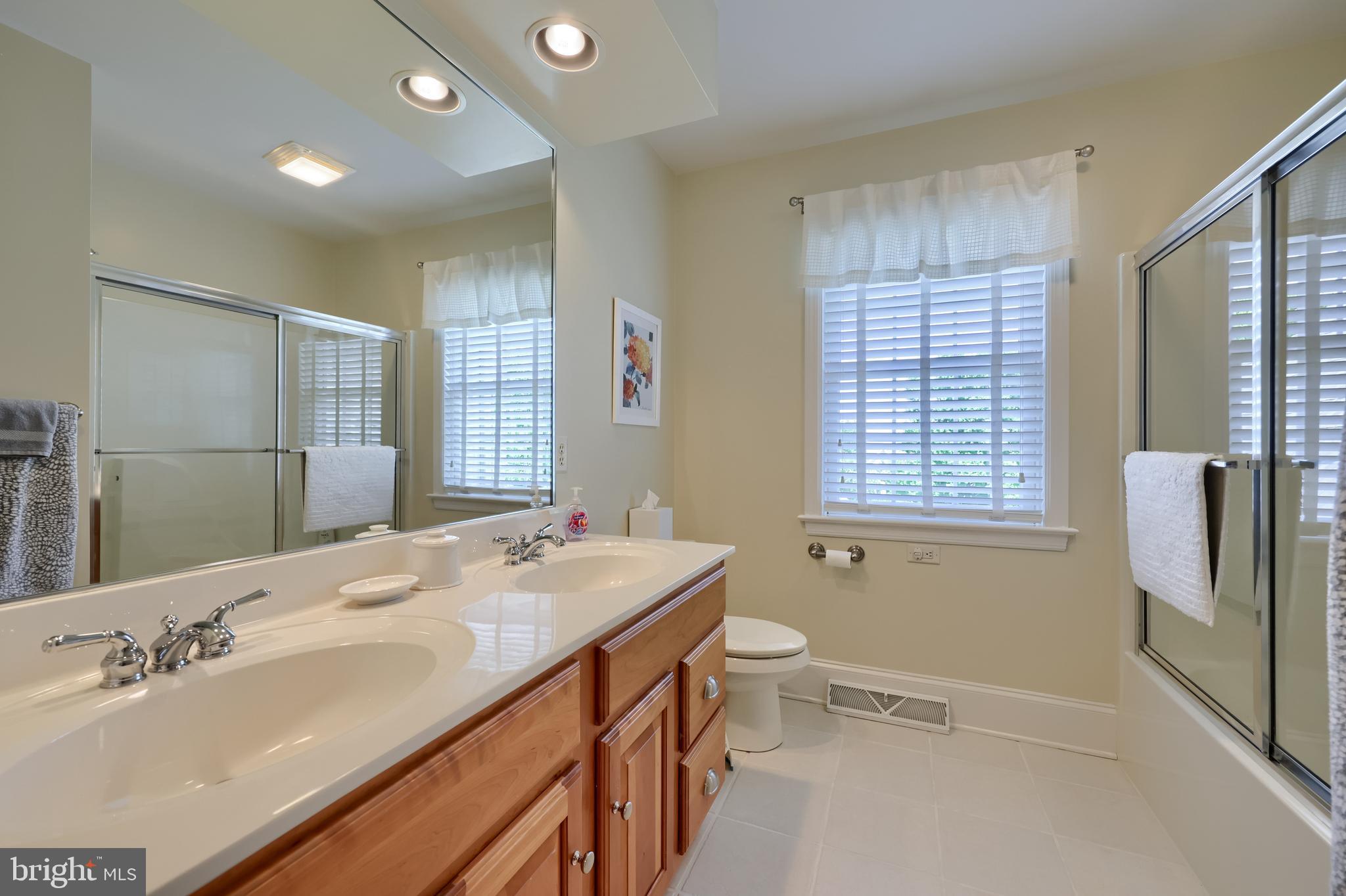 THE MEADOWS - Residential