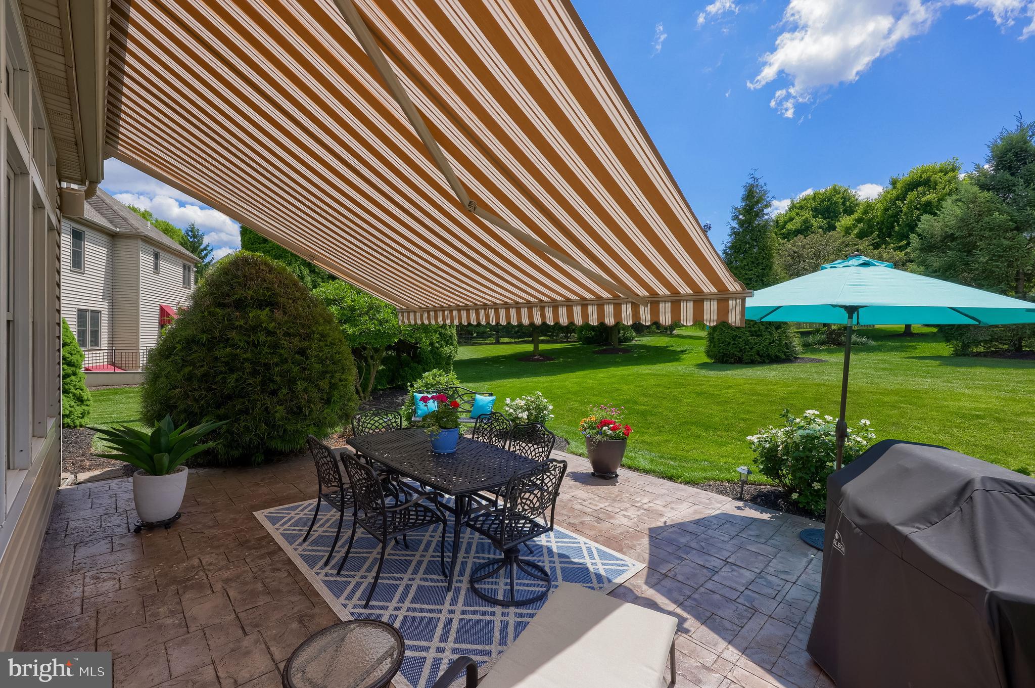 THE MEADOWS - Residential