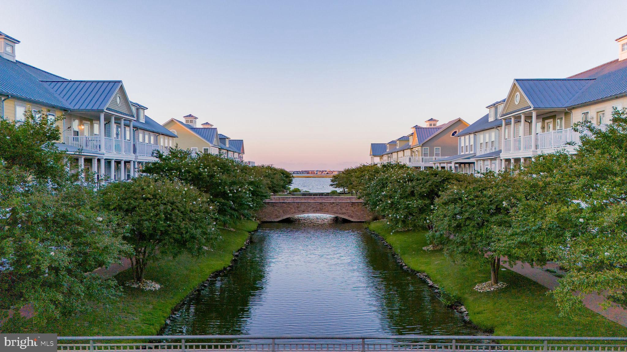 SUNSET ISLAND - Residential