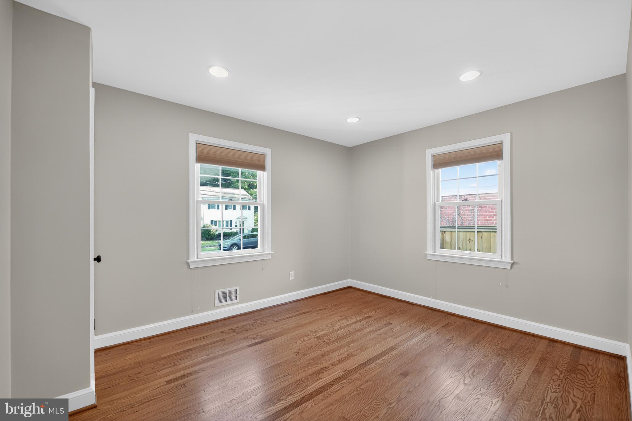 FOREST ESTATES - Residential