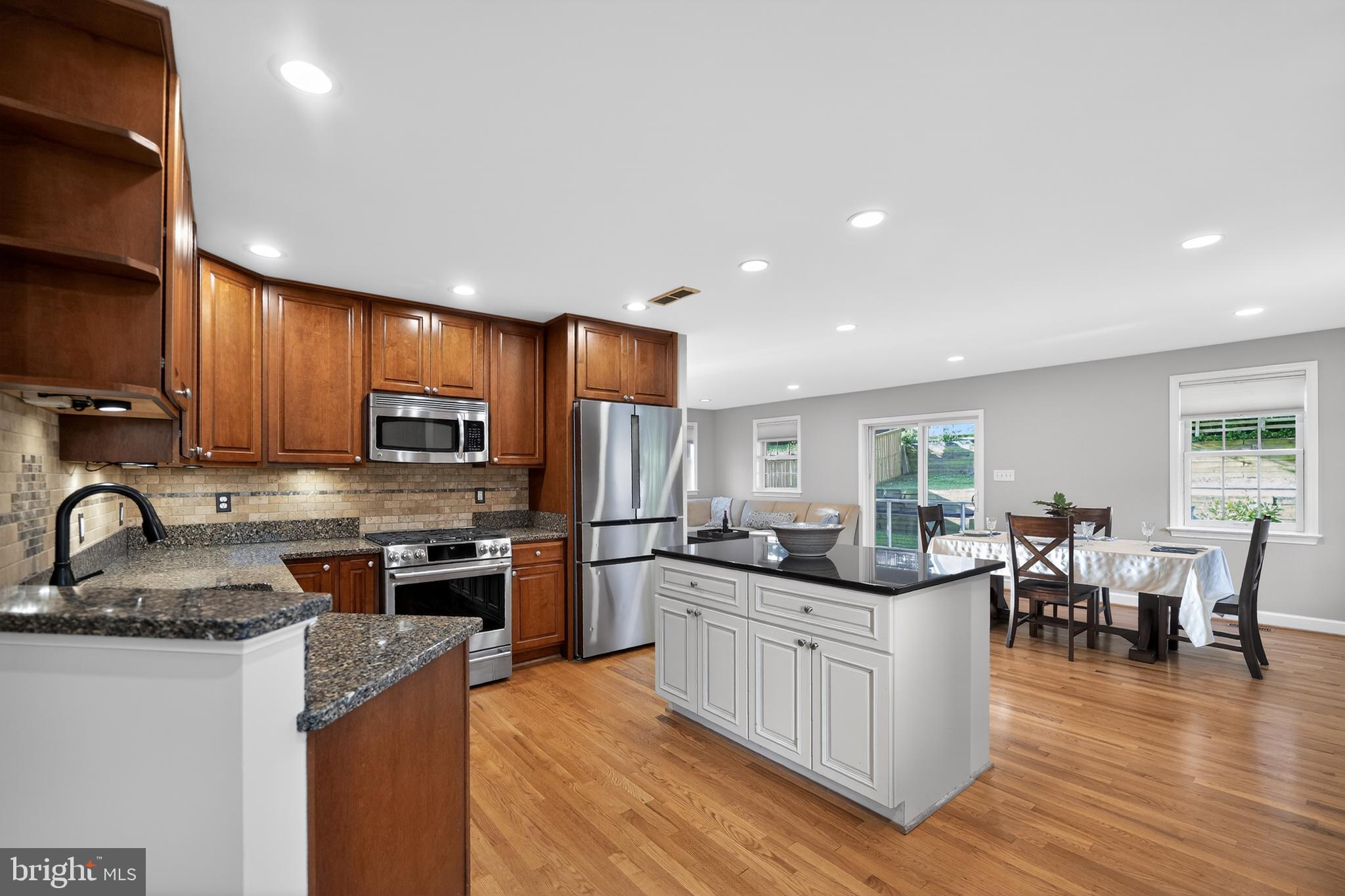 FOREST ESTATES - Residential