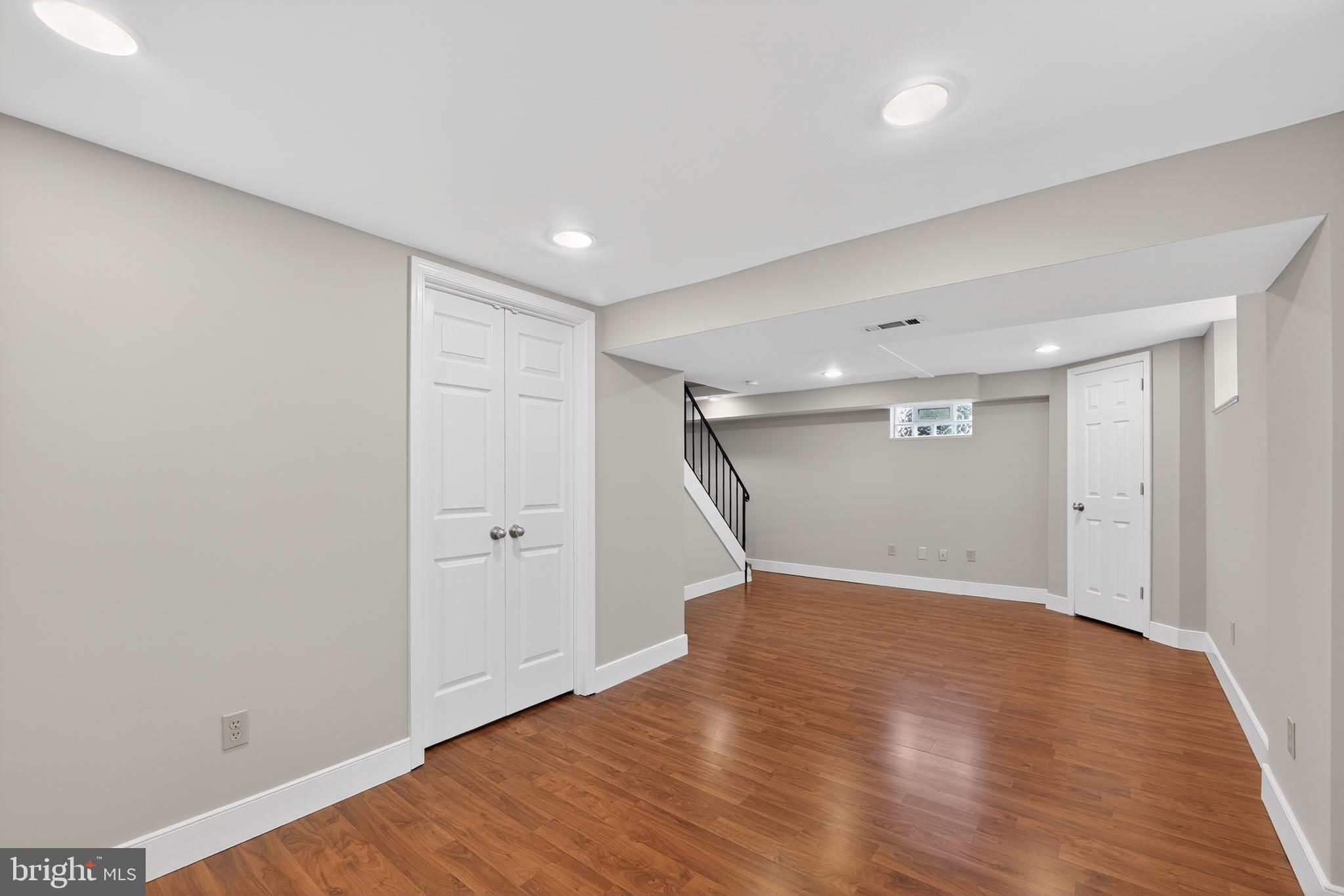 FOREST ESTATES - Residential