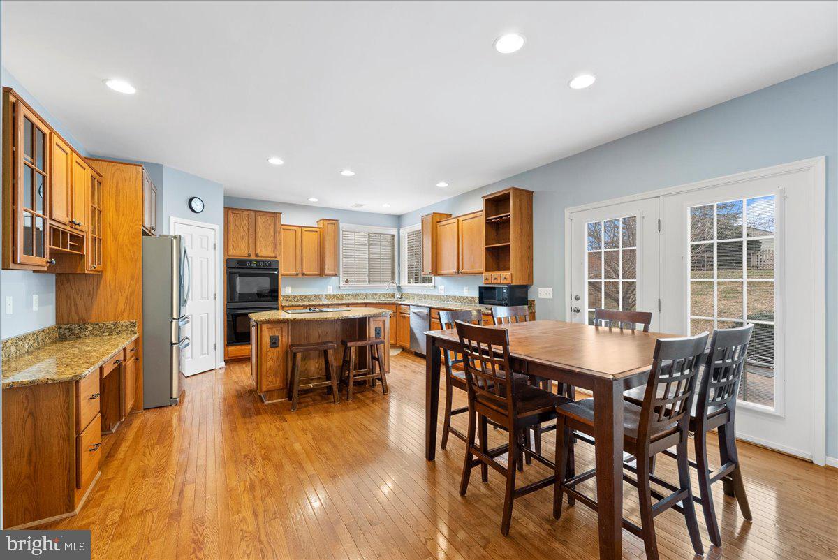 MONROE ESTATES - Residential