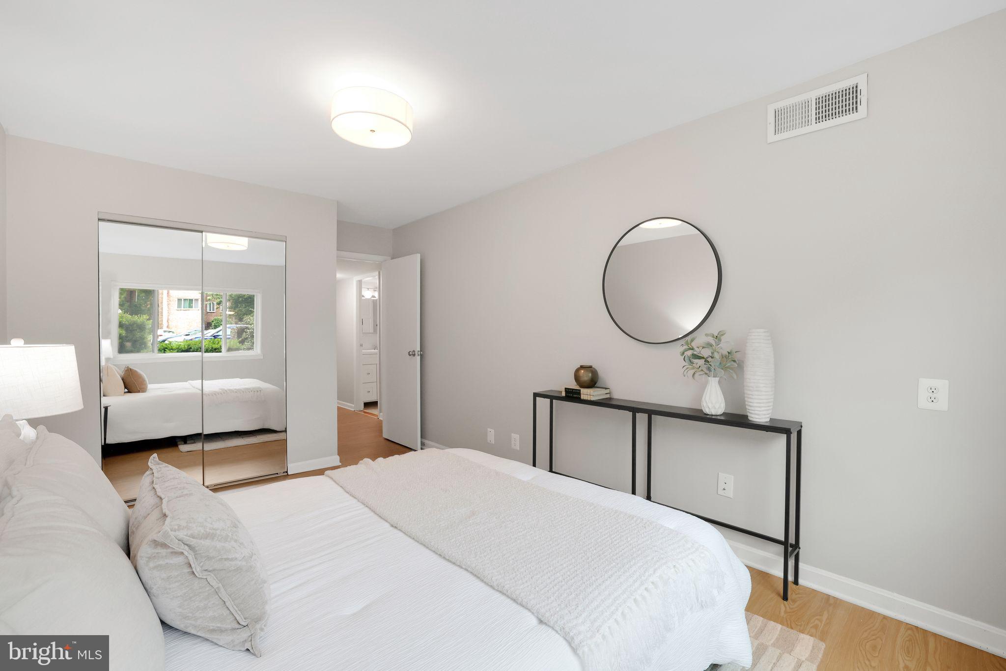 ARLINGTON - Residential