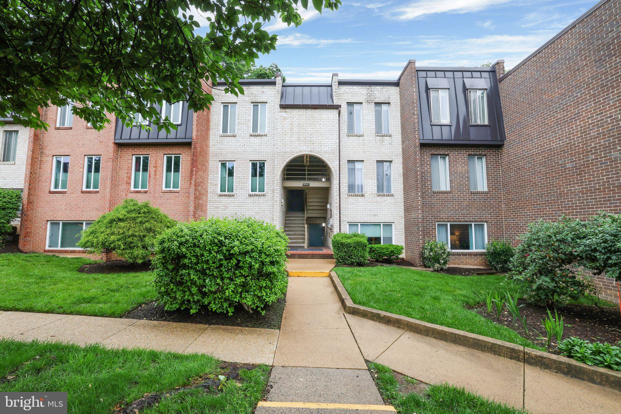 ARLINGTON - Residential
