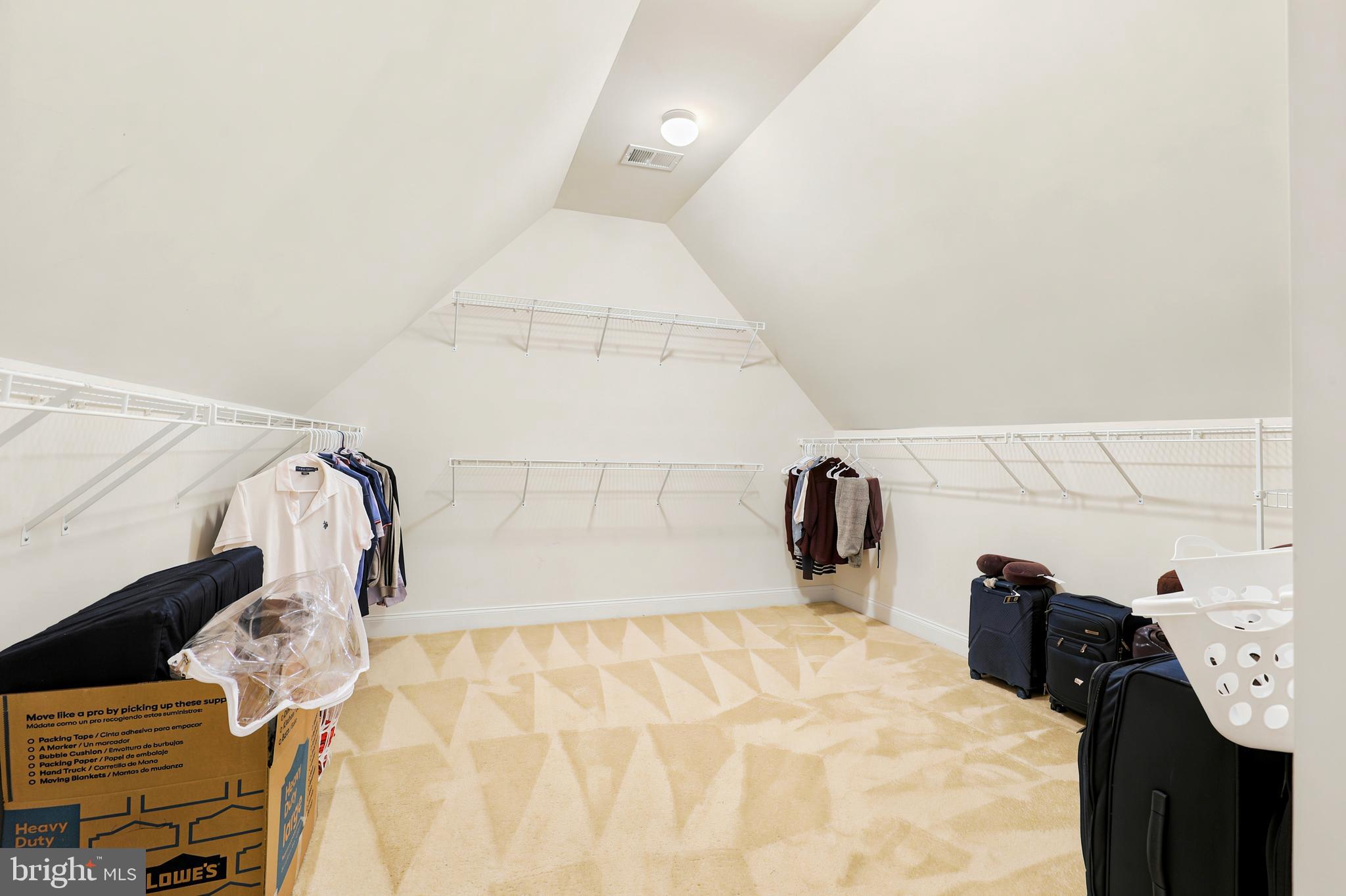 HORSHAM VALLEY ESTAT - Residential
