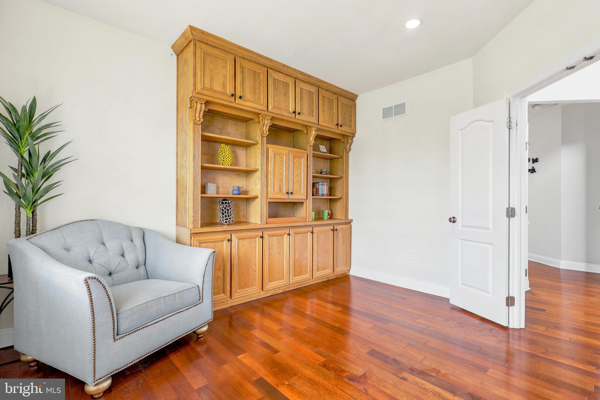 HORSHAM VALLEY ESTAT - Residential